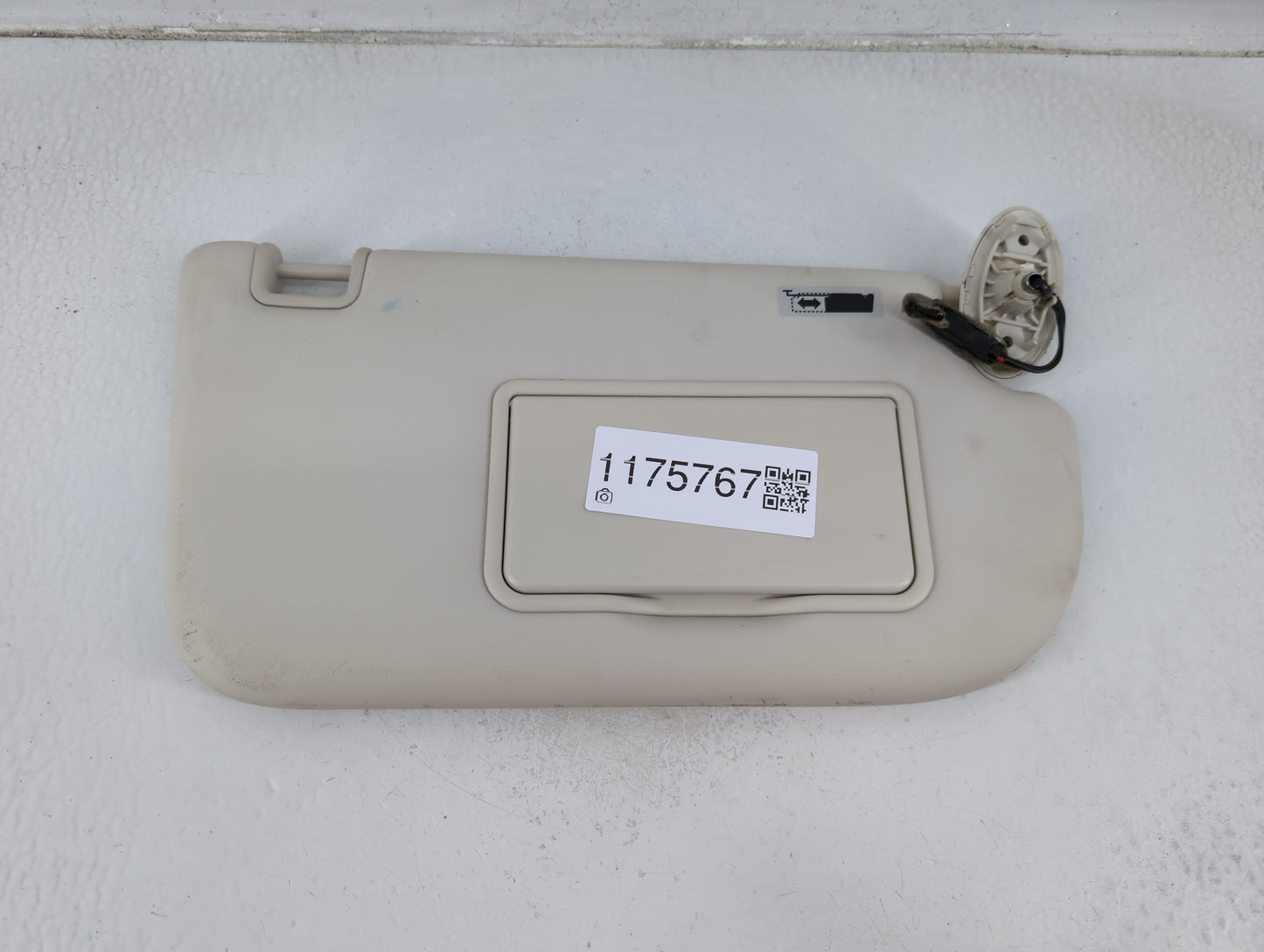 2013-2019 Ford Escape Sun Visor Shade Replacement Passenger Right Mirror Fits Fits 2013 2014 2015 2016 2017 2018 2019 OEM Us