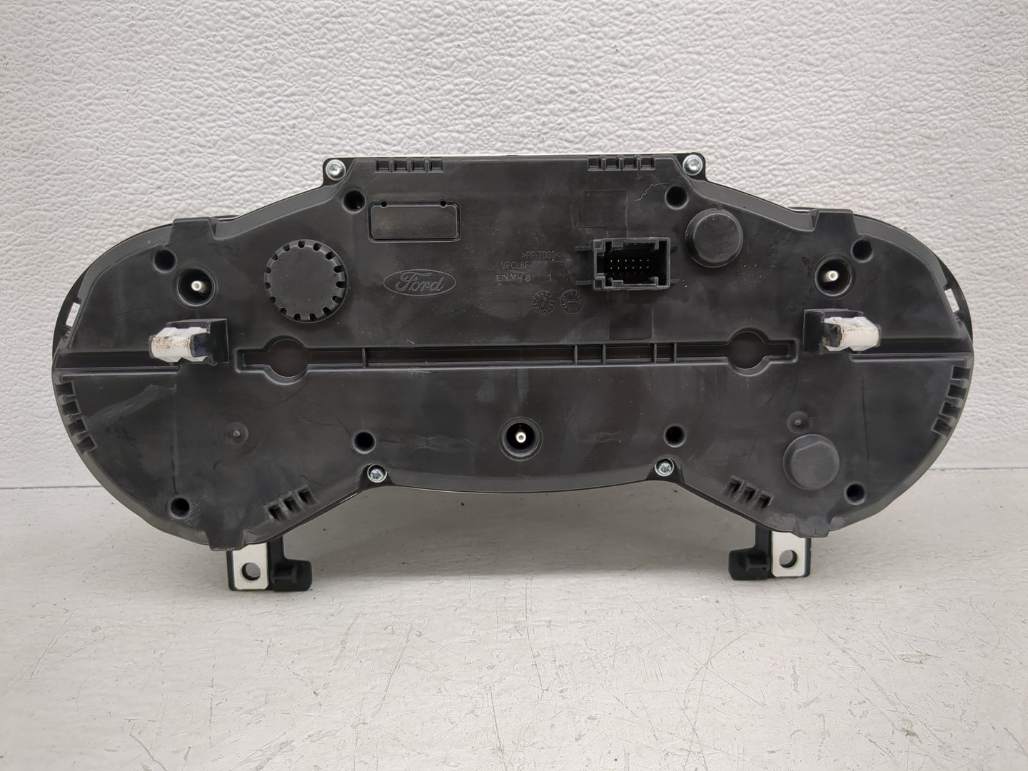 2014-2015 Ford Escape Instrument Cluster Speedometer Gauges P/N:5DTJ71456B Fits Fits 2014 2015 OEM Used Auto Parts - Oemused