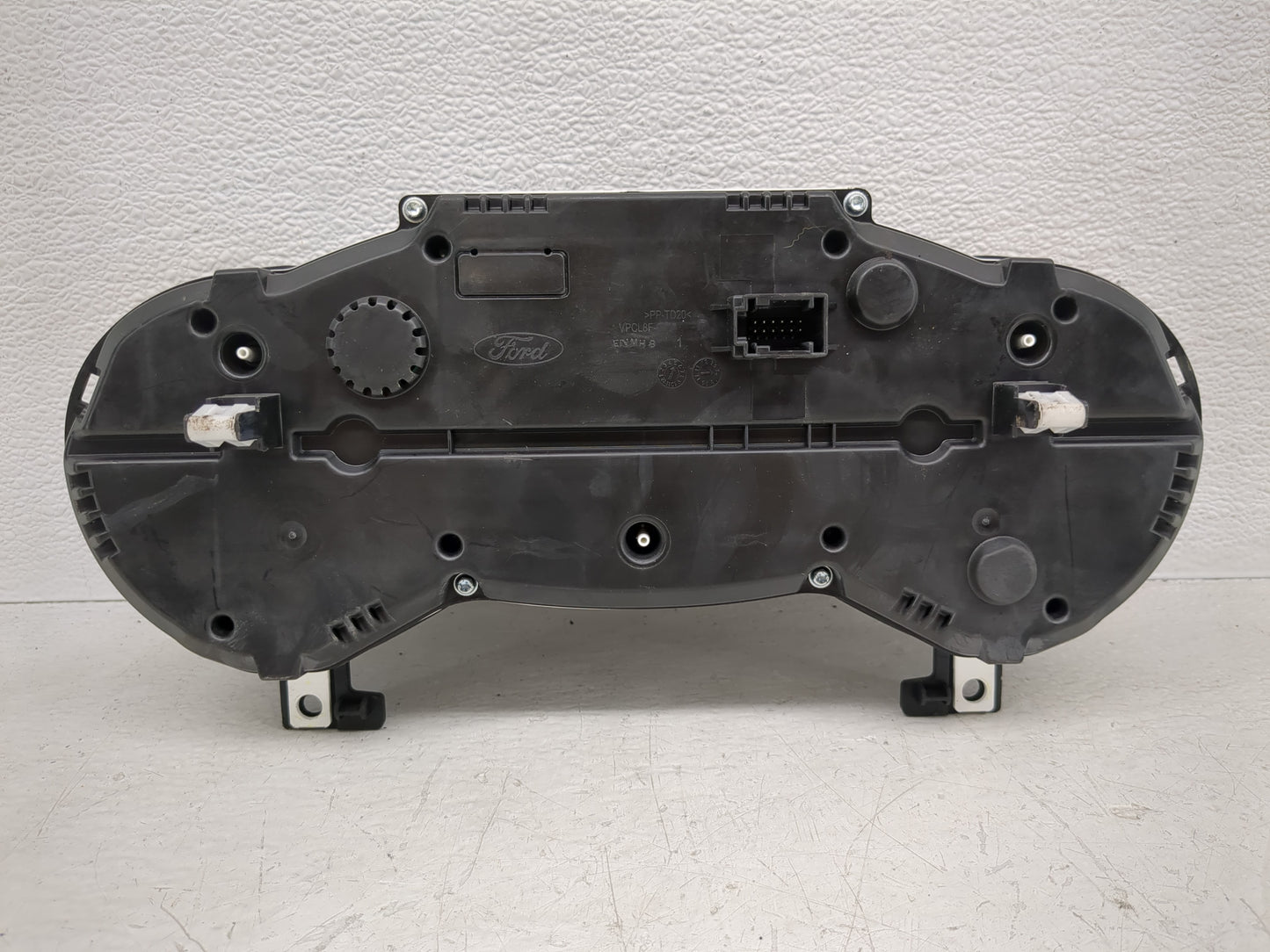 2014-2015 Ford Escape Instrument Cluster Speedometer Gauges P/N:5DTJ71456B Fits Fits 2014 2015 OEM Used Auto Parts - Oemused