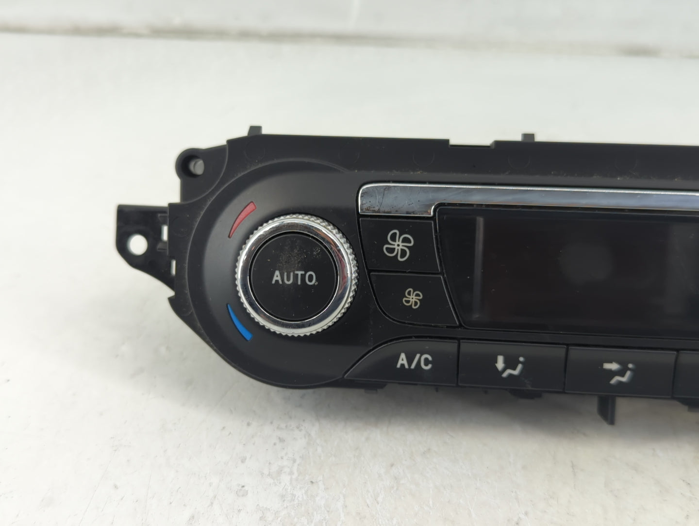 2013-2015 Ford Escape Climate Control Module Temperature AC/Heater Replacement P/N:CJ5T-18C612-BC Fits Fits 2013 2014 2015 O