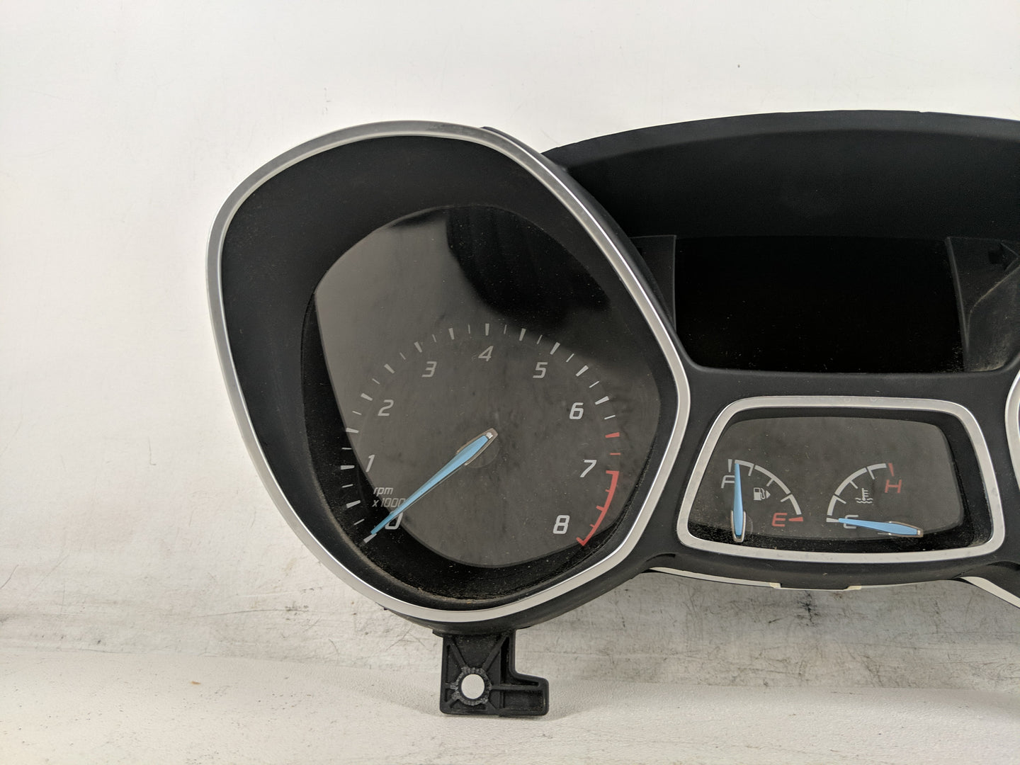 2014-2015 Ford Escape Instrument Cluster Speedometer Gauges P/N:5DTJ71456B Fits Fits 2014 2015 OEM Used Auto Parts - Oemused