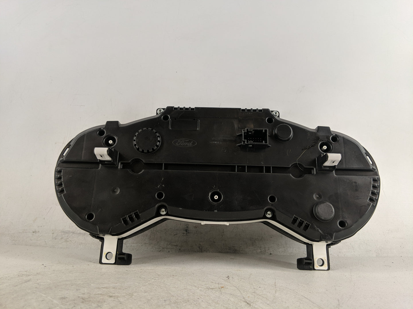 2014-2015 Ford Escape Instrument Cluster Speedometer Gauges P/N:5DTJ71456B Fits Fits 2014 2015 OEM Used Auto Parts - Oemused