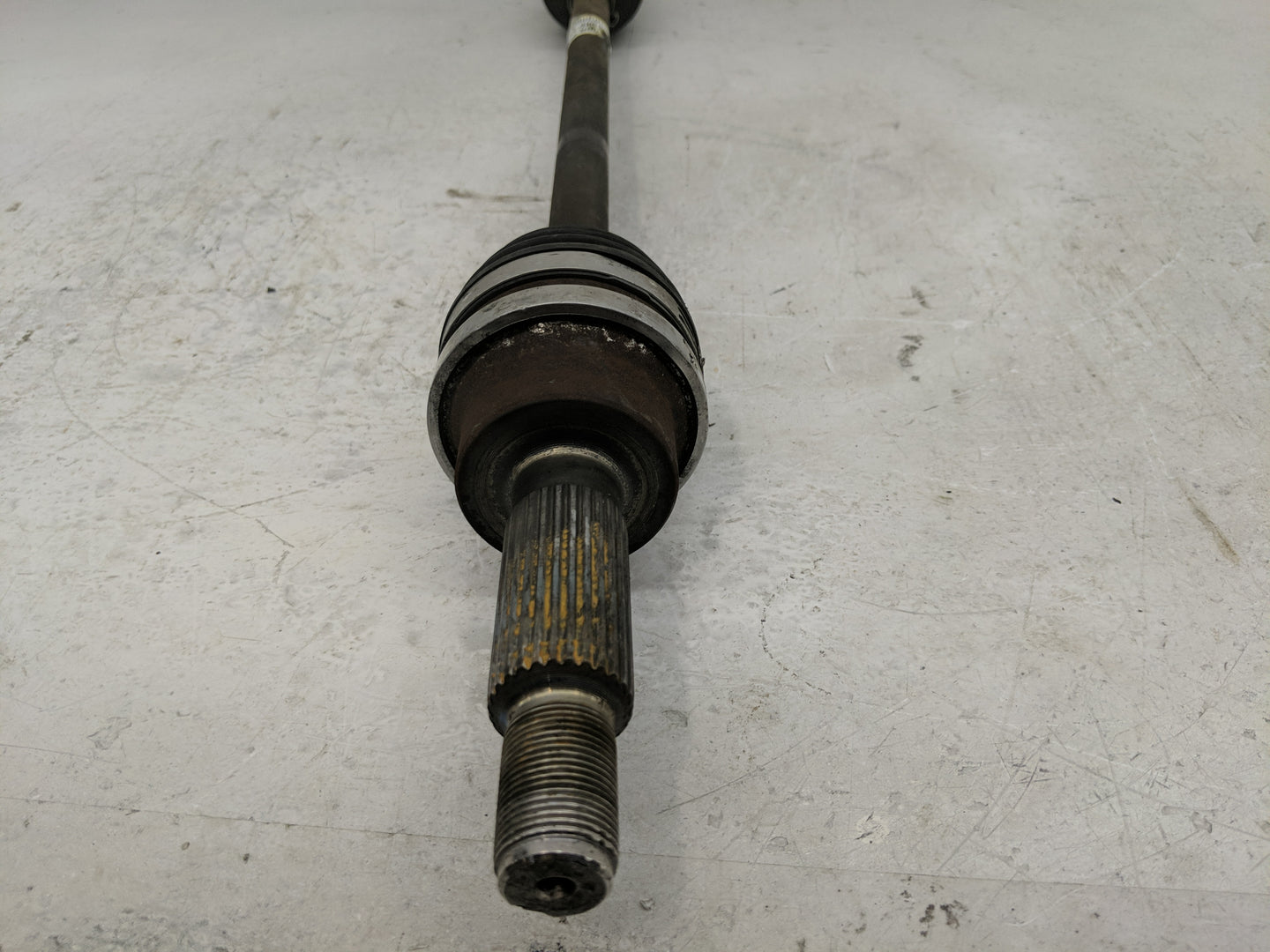 2013-2016 Ford Escape Axle Shaft Front Driver Cv C/v - Oemusedautoparts1.com