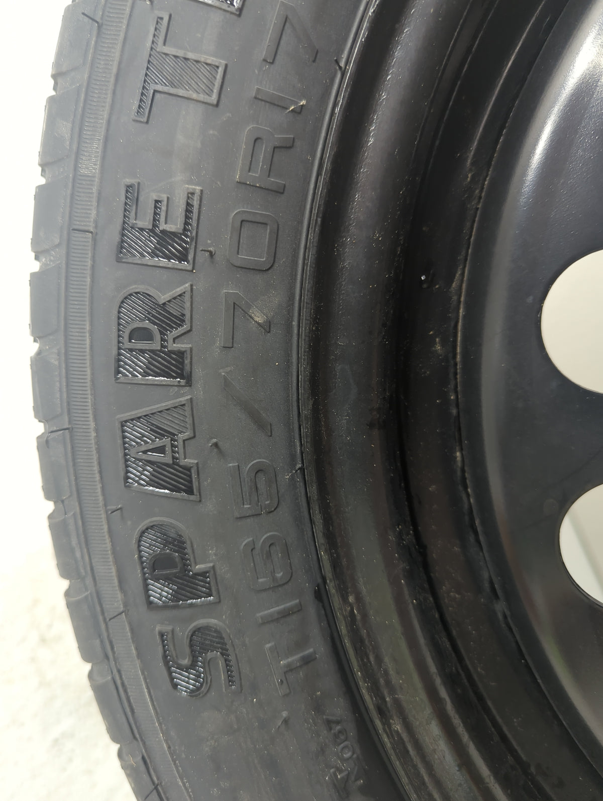 2013-2019 Ford Escape Spare Donut Tire Wheel Rim Oem 1236294 - Oemusedautoparts1.com