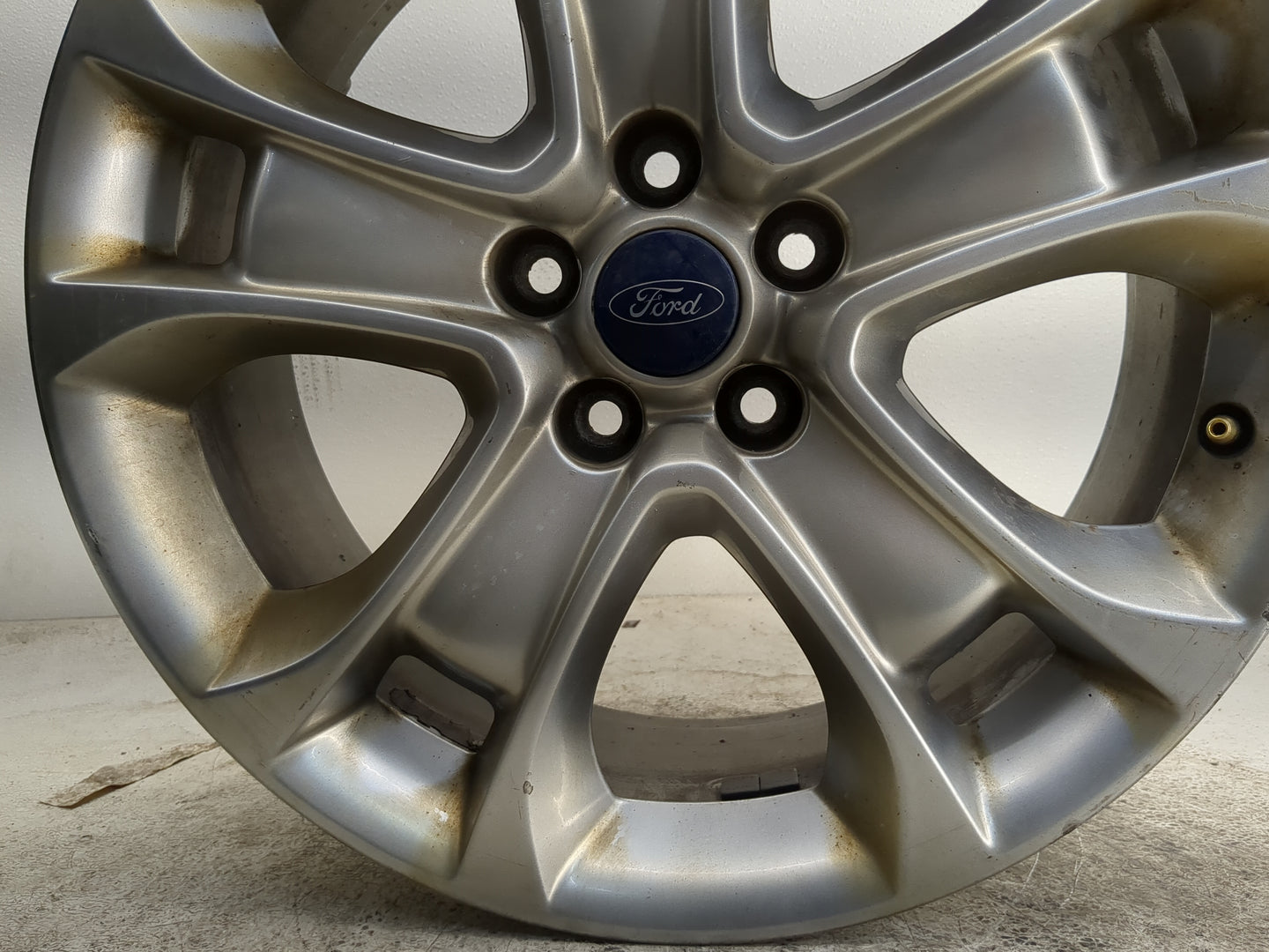 2013-2016 Ford Escape Oem Wheel Rim 1236295 - Oemusedautoparts1.com
