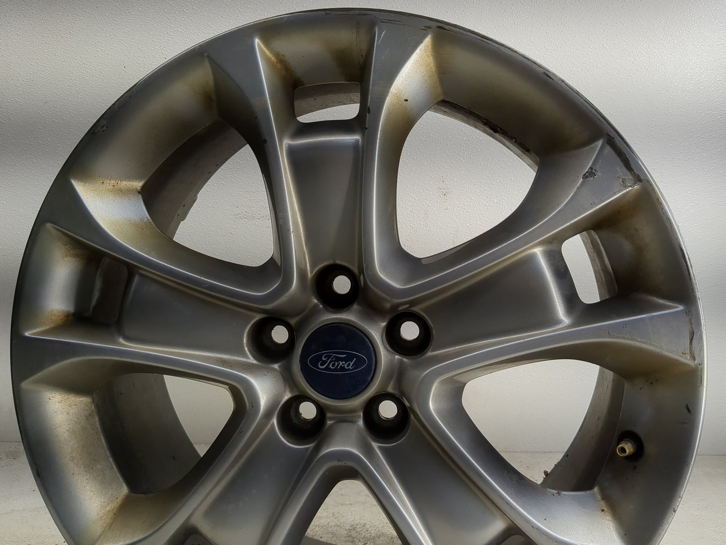2013-2016 Ford Escape Oem Wheel Rim 1236295 - Oemusedautoparts1.com