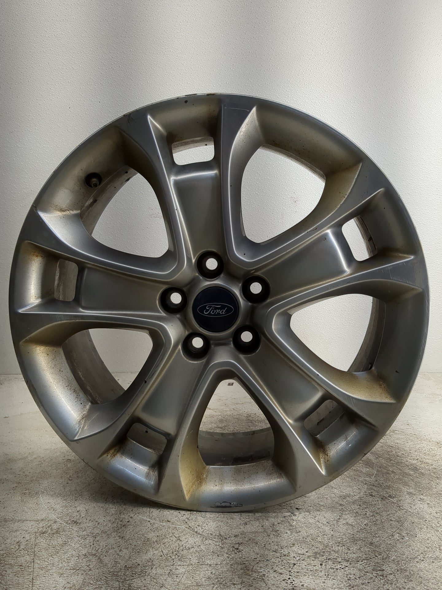 2013-2016 Ford Escape Oem Wheel Rim - Oemusedautoparts1.com