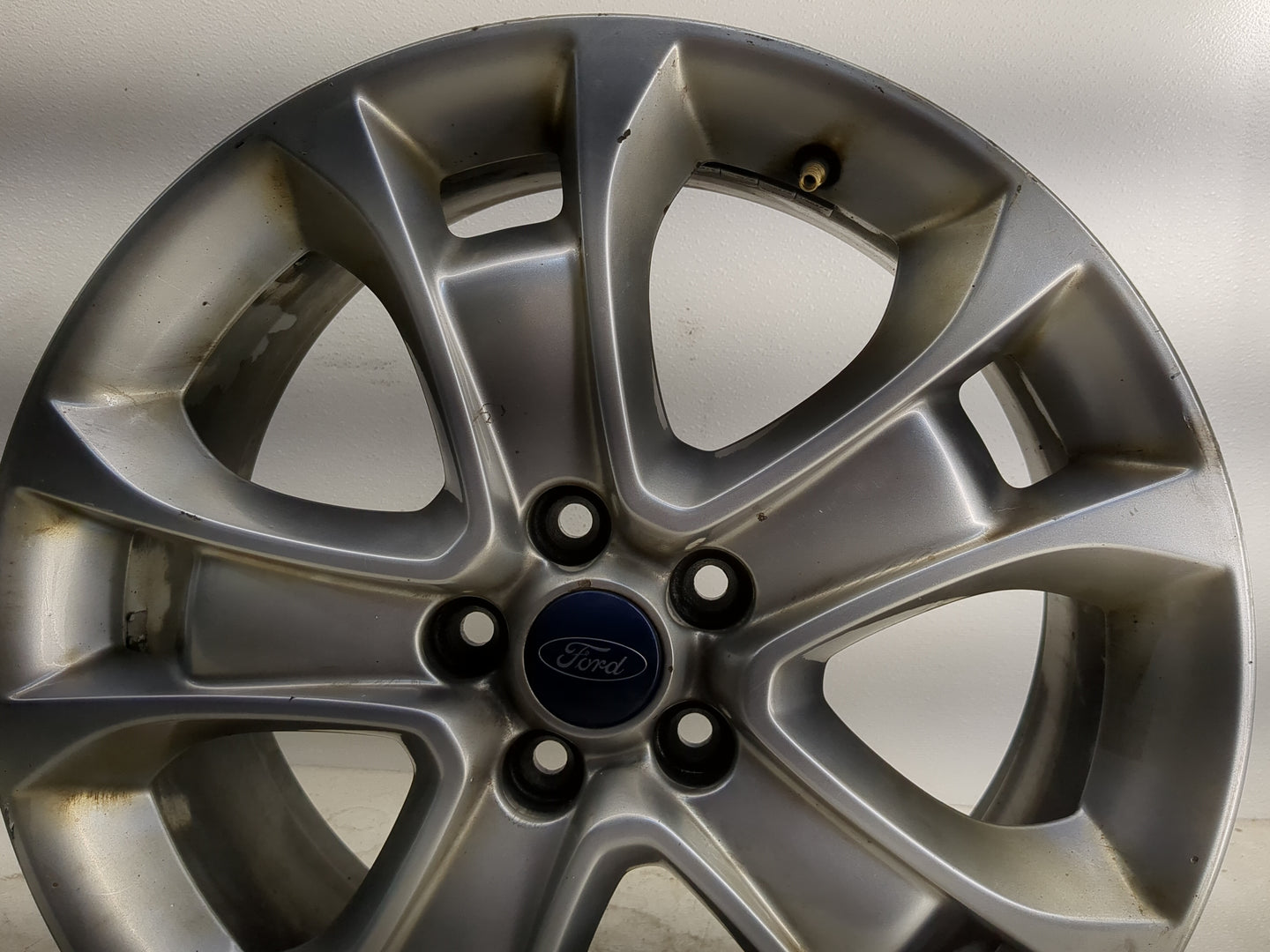 2013-2016 Ford Escape Oem Wheel Rim 1236298 - Oemusedautoparts1.com