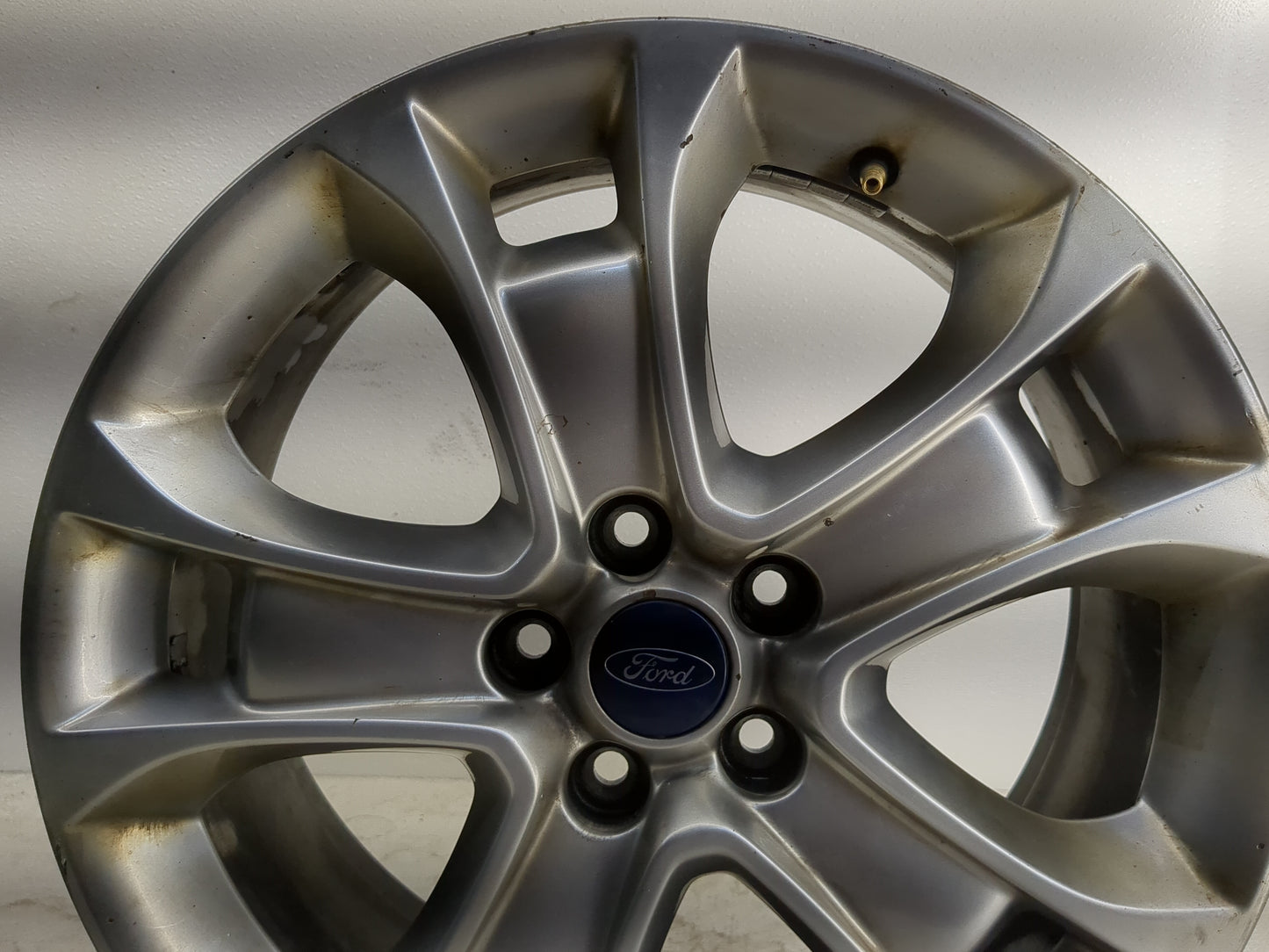 2013-2016 Ford Escape Oem Wheel Rim 1236298 - Oemusedautoparts1.com