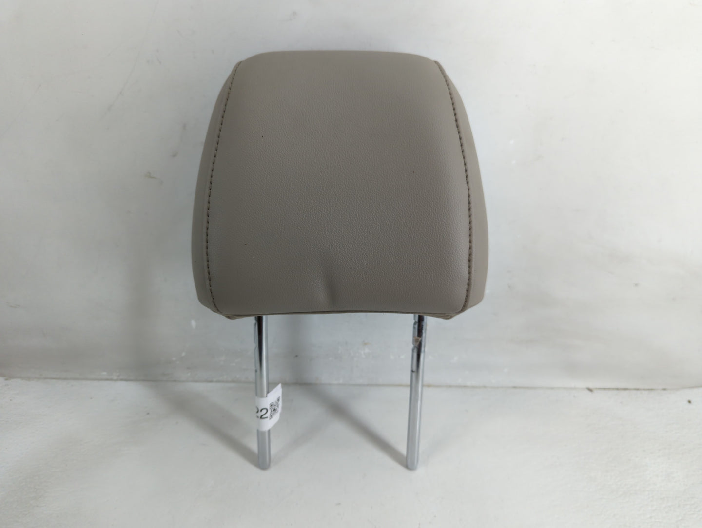 2015 Ford Escape Headrest Head Rest Front Driver Passenger Seat Fits OEM Used Auto Parts - Oemusedautoparts1.com