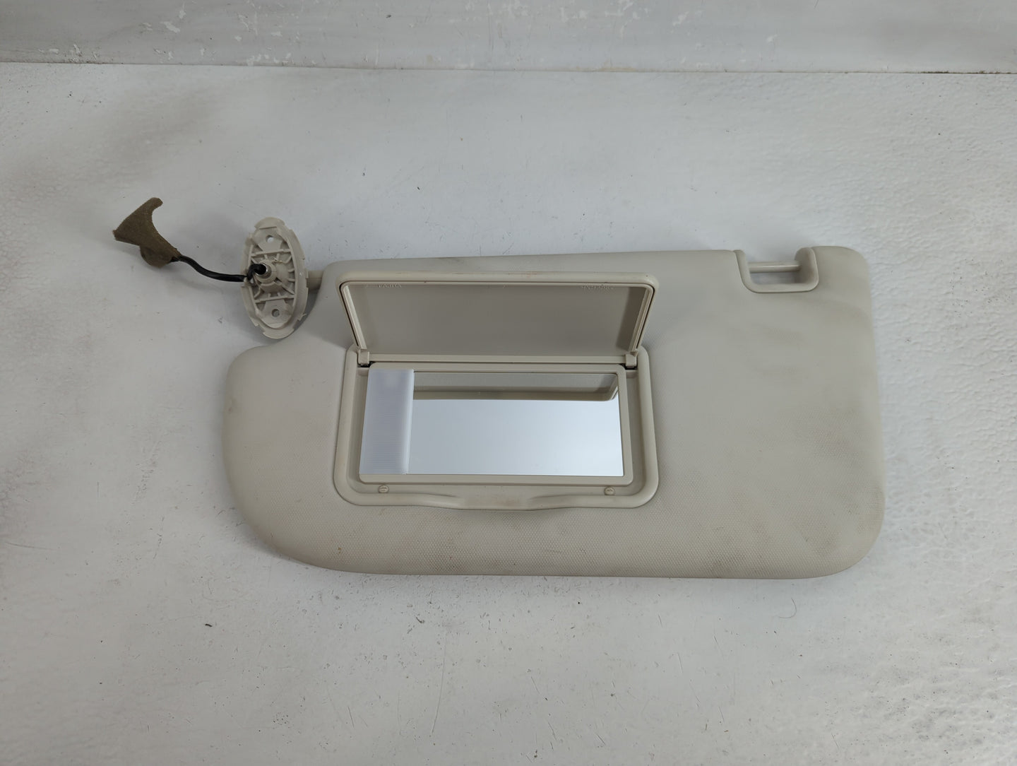 2013-2019 Ford Escape Sun Visor Shade Replacement Driver Left Mirror Fits Fits 2013 2014 2015 2016 2017 2018 2019 OEM Used A