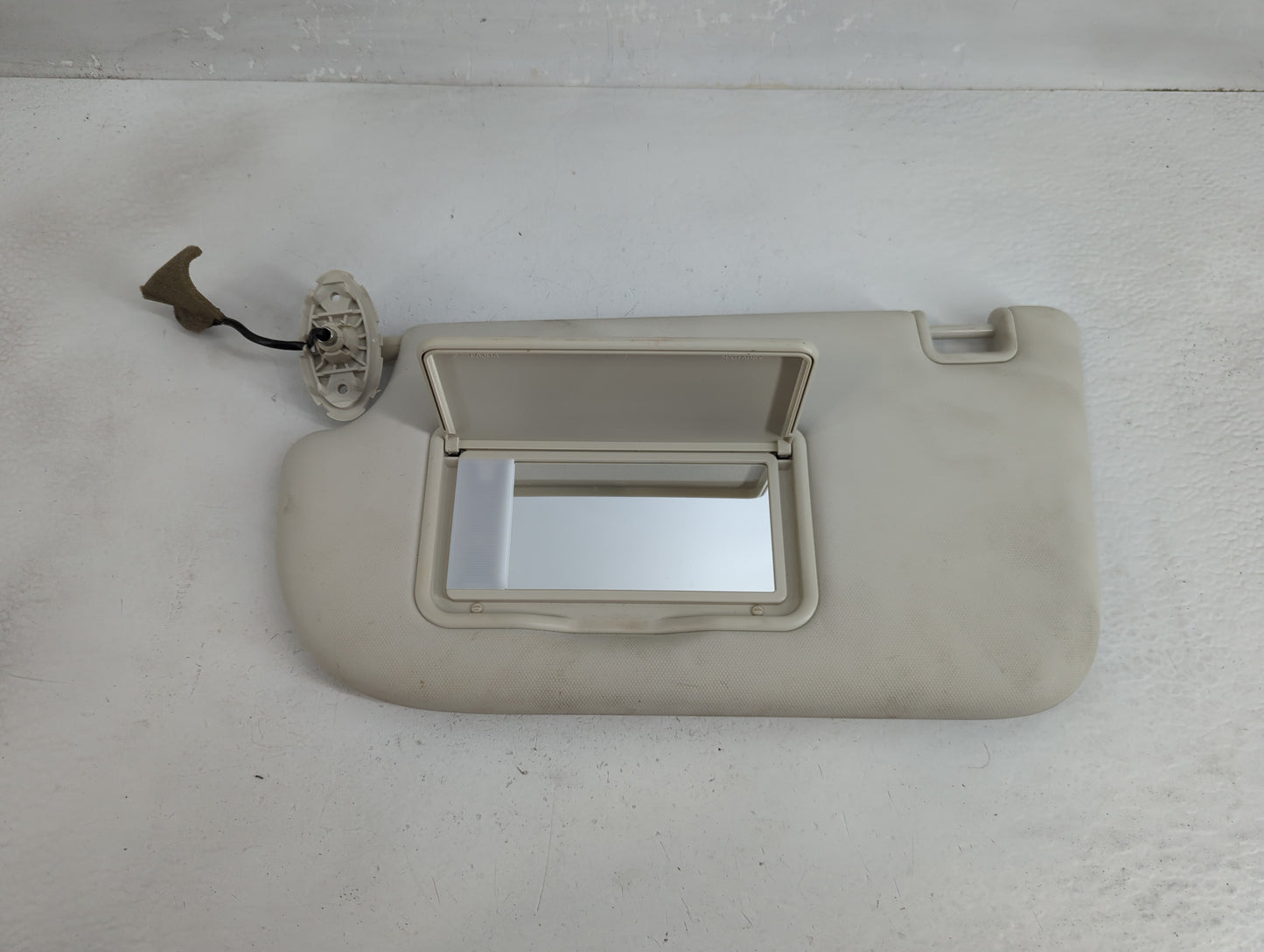 2013-2019 Ford Escape Sun Visor Shade Replacement Driver Left Mirror Fits Fits 2013 2014 2015 2016 2017 2018 2019 OEM Used A