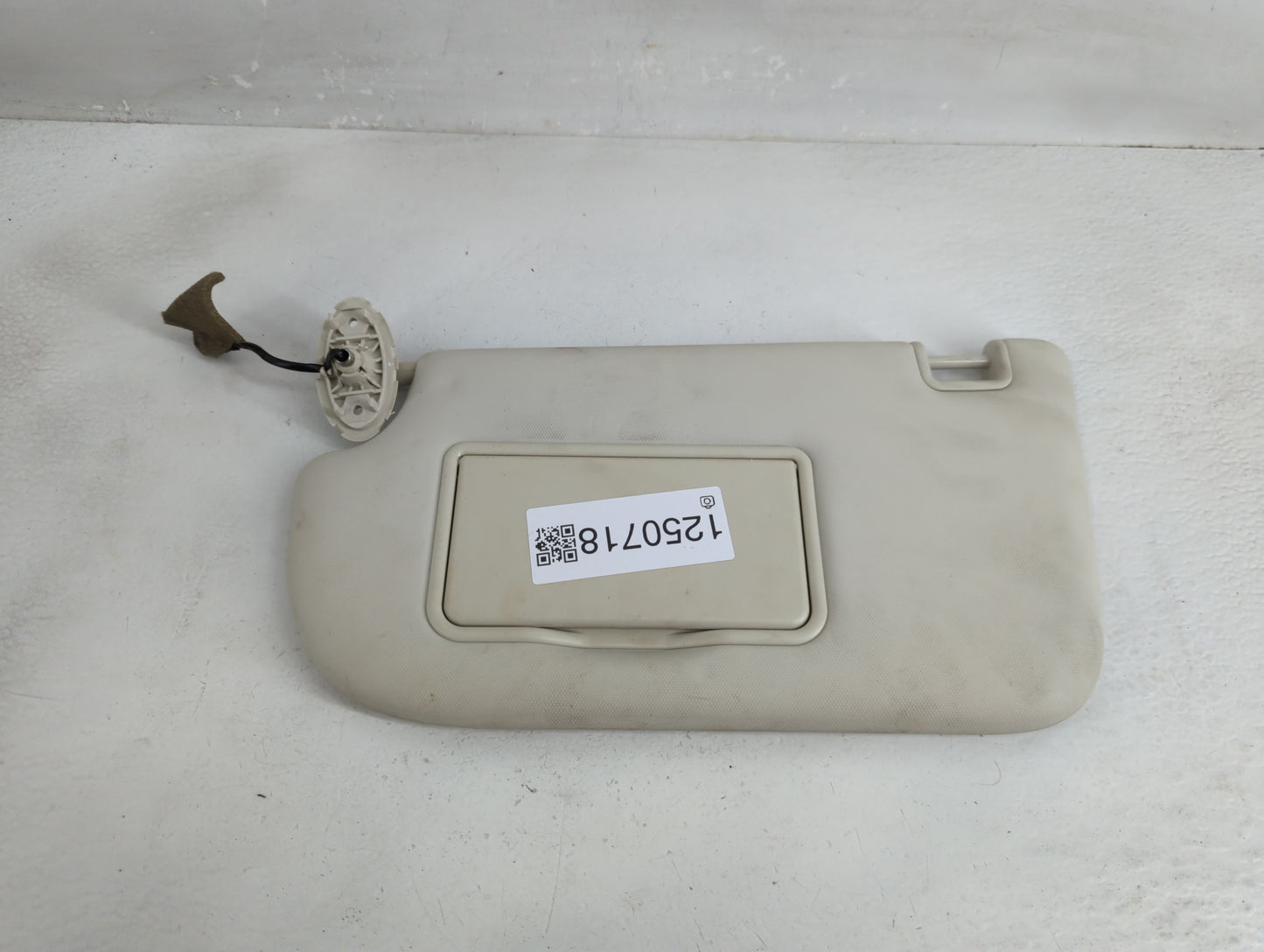 2013-2019 Ford Escape Sun Visor Shade Replacement Driver Left Mirror Fits Fits 2013 2014 2015 2016 2017 2018 2019 OEM Used A