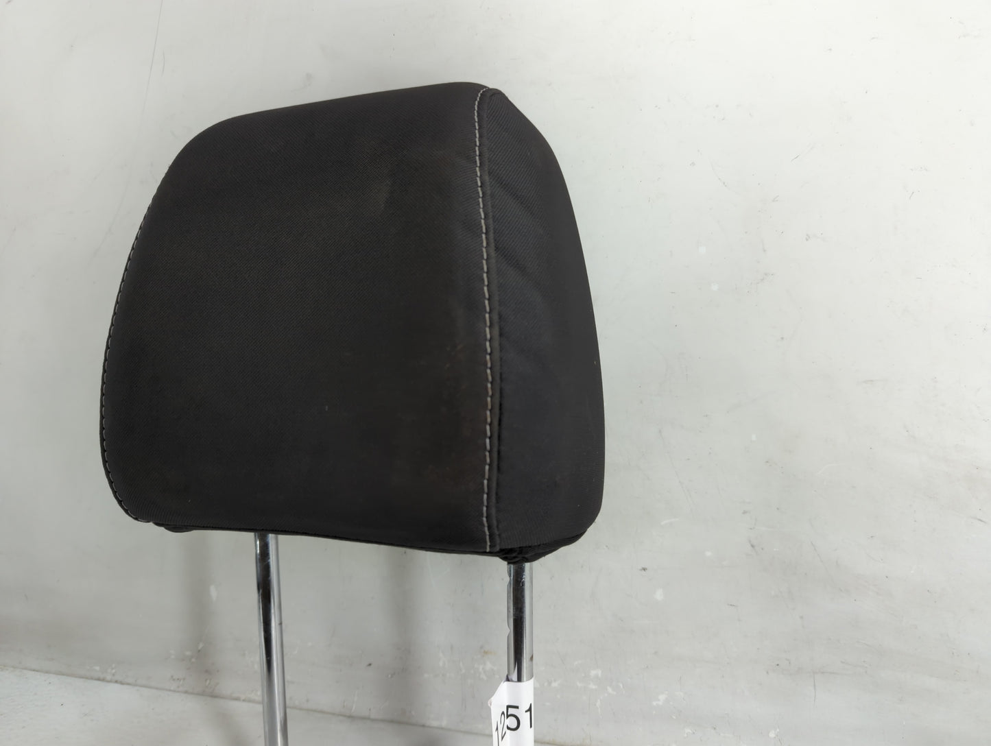 2015 Ford Escape Headrest Head Rest Front Driver Passenger Seat Fits OEM Used Auto Parts - Oemusedautoparts1.com