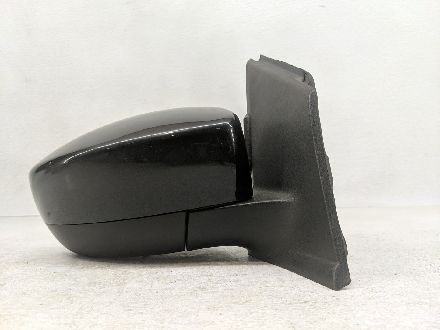 2013-2016 Ford Escape Passenger Side View Mirror - Right Door Mirror OEM Used - Oemusedautoparts1.com