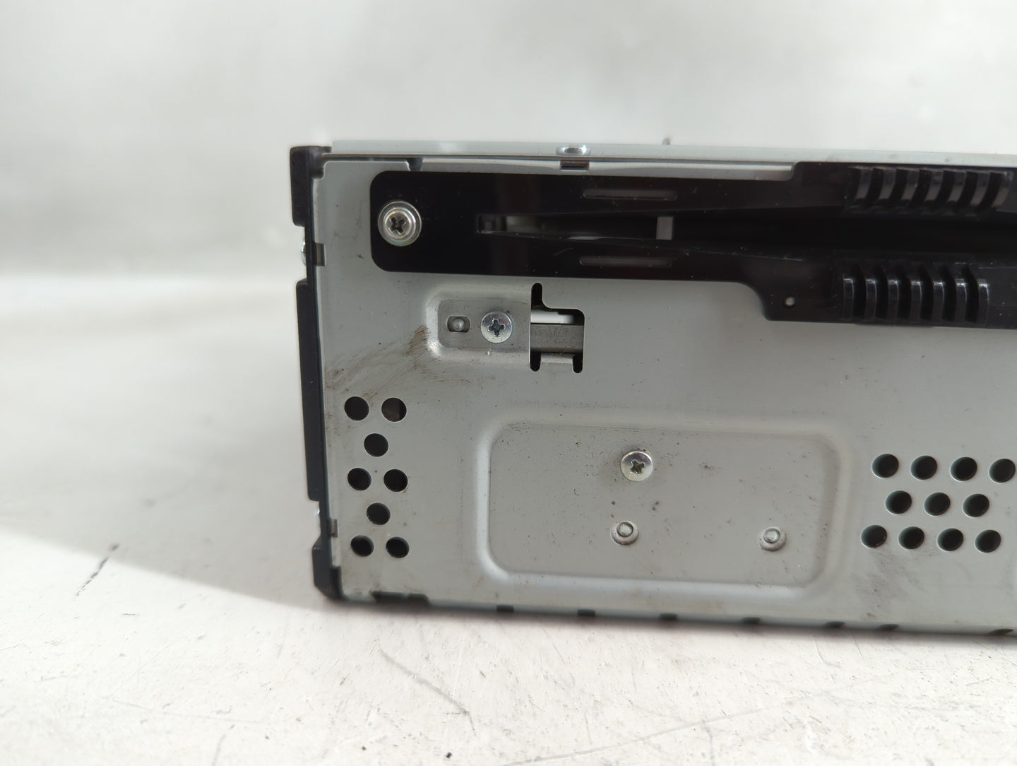 2013-2015 Ford Escape Radio AM FM Cd Player Receiver Replacement Fits Fits 2013 2014 2015 OEM Used Auto Parts - Oemusedautop