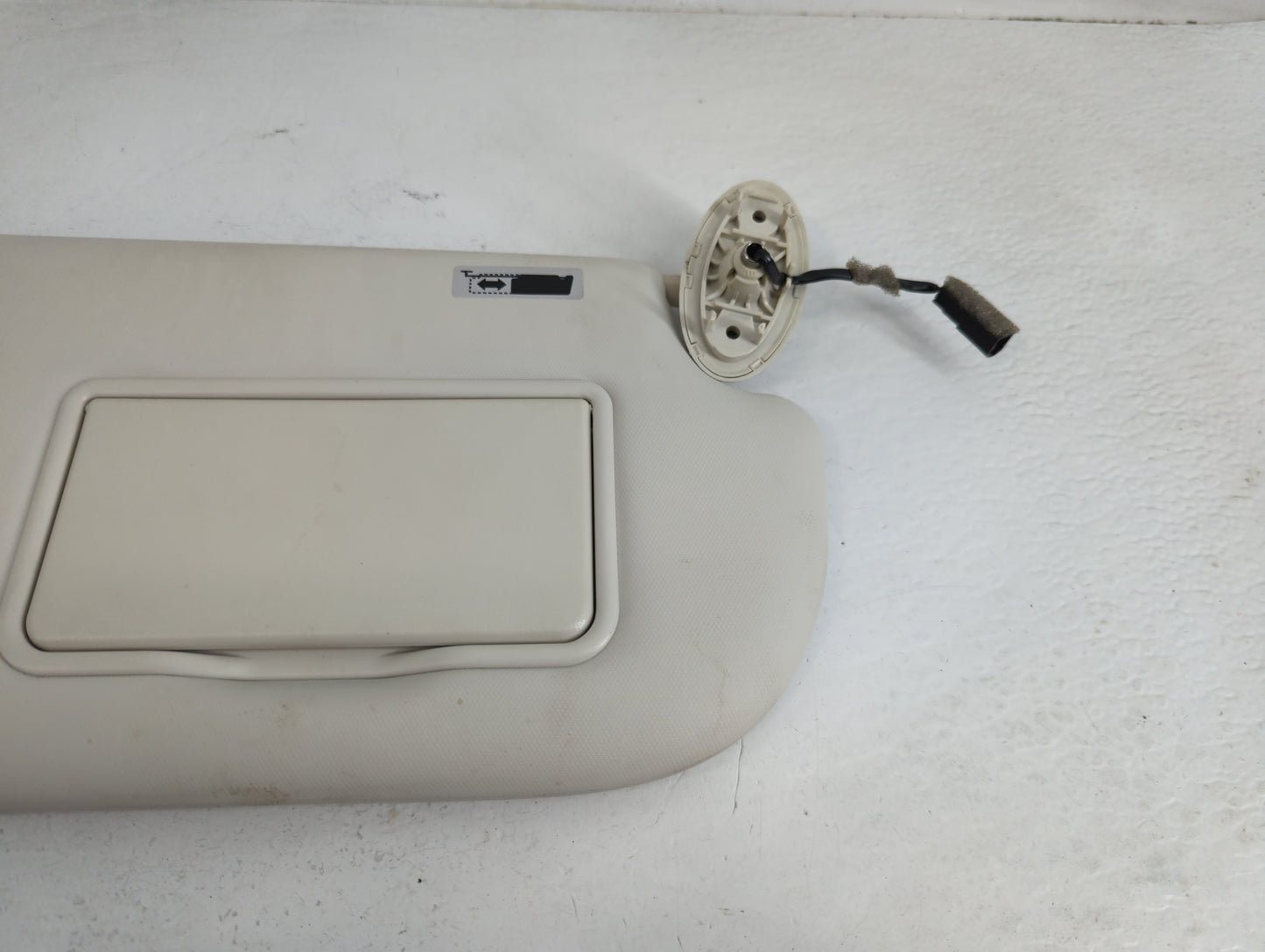 2013-2019 Ford Escape Sun Visor Shade Replacement Passenger Right Mirror Fits Fits 2013 2014 2015 2016 2017 2018 2019 OEM Us