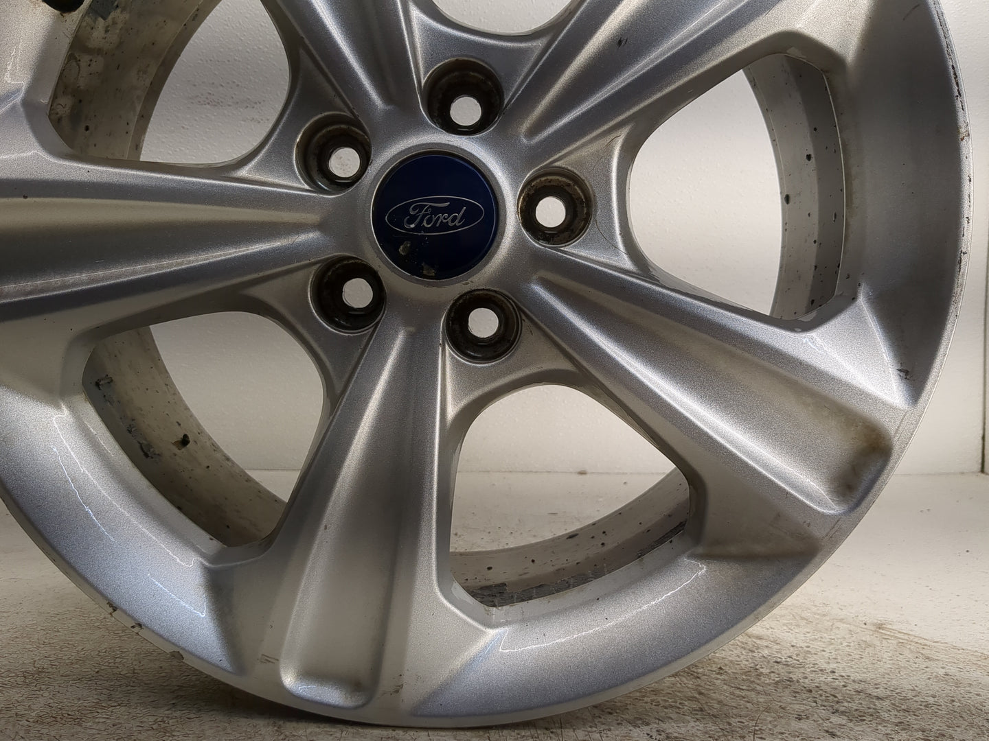 2013-2016 Ford Escape Oem Wheel Rim 1261201 - Oemusedautoparts1.com