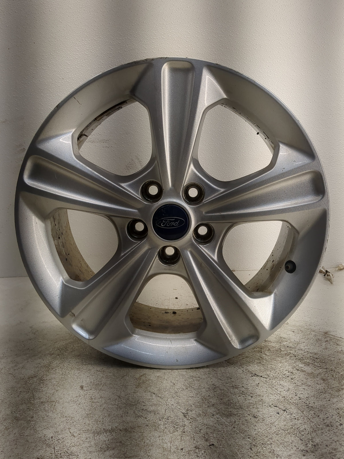 2013-2016 Ford Escape Oem Wheel Rim 1261202 - Oemusedautoparts1.com