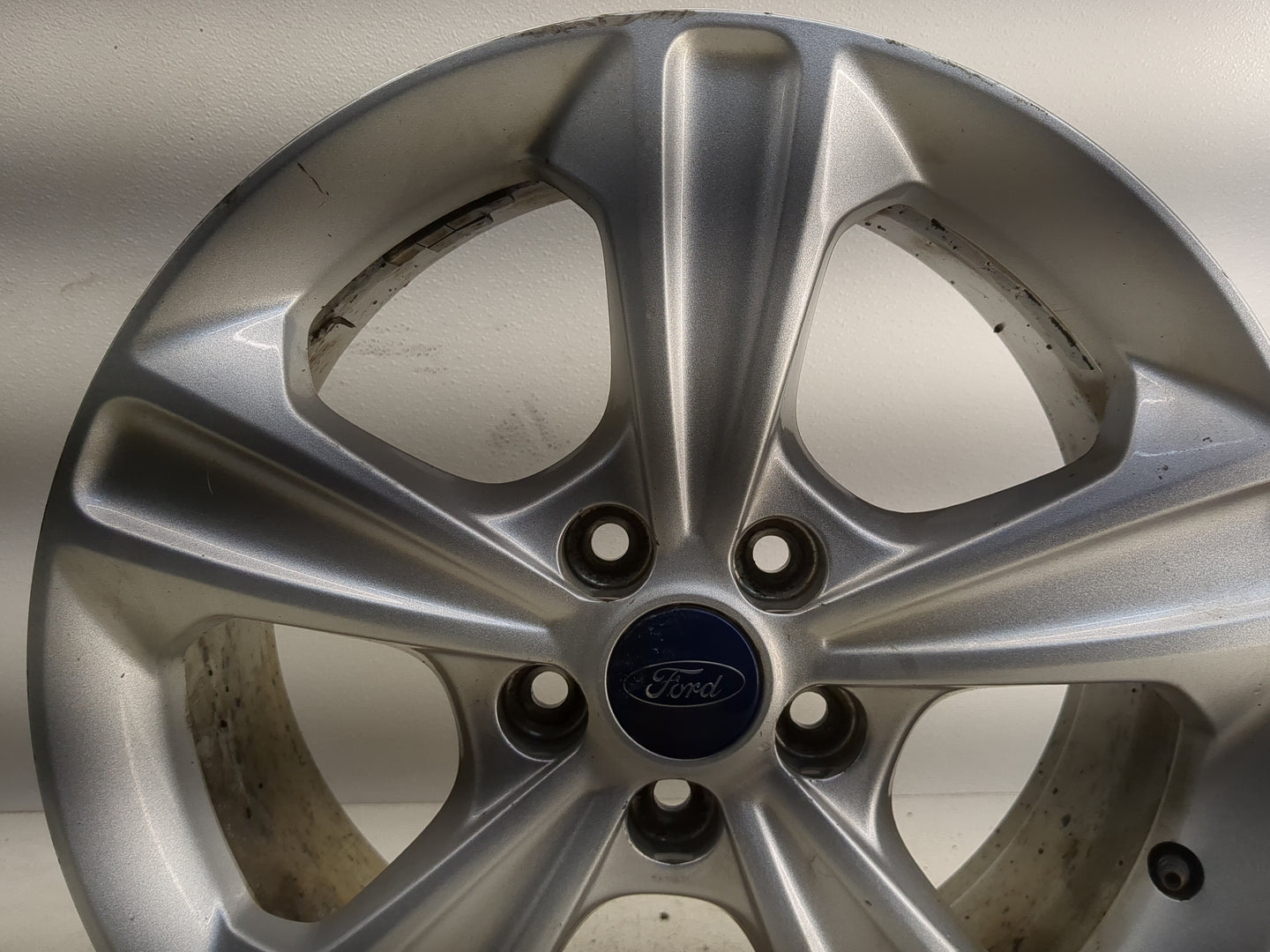 2013-2016 Ford Escape Oem Wheel Rim 1261202 - Oemusedautoparts1.com
