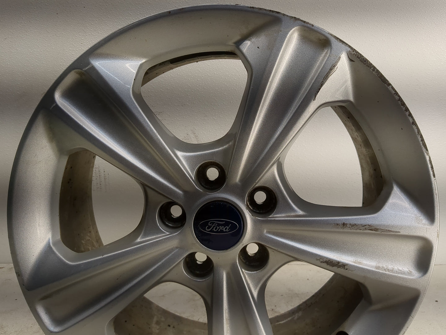 2013-2016 Ford Escape Oem Wheel Rim - Oemusedautoparts1.com