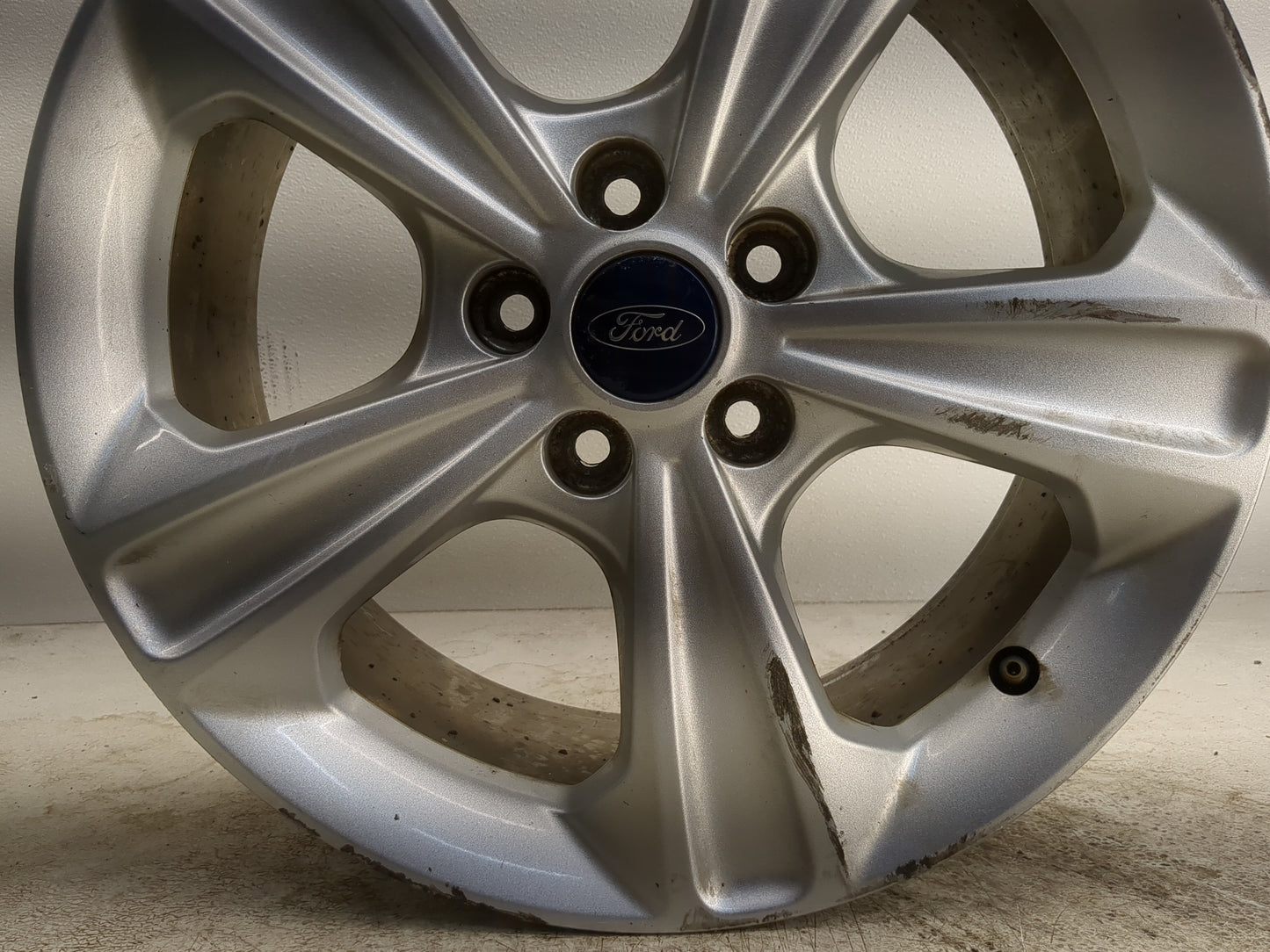 2013-2016 Ford Escape Oem Wheel Rim 1261204 - Oemusedautoparts1.com