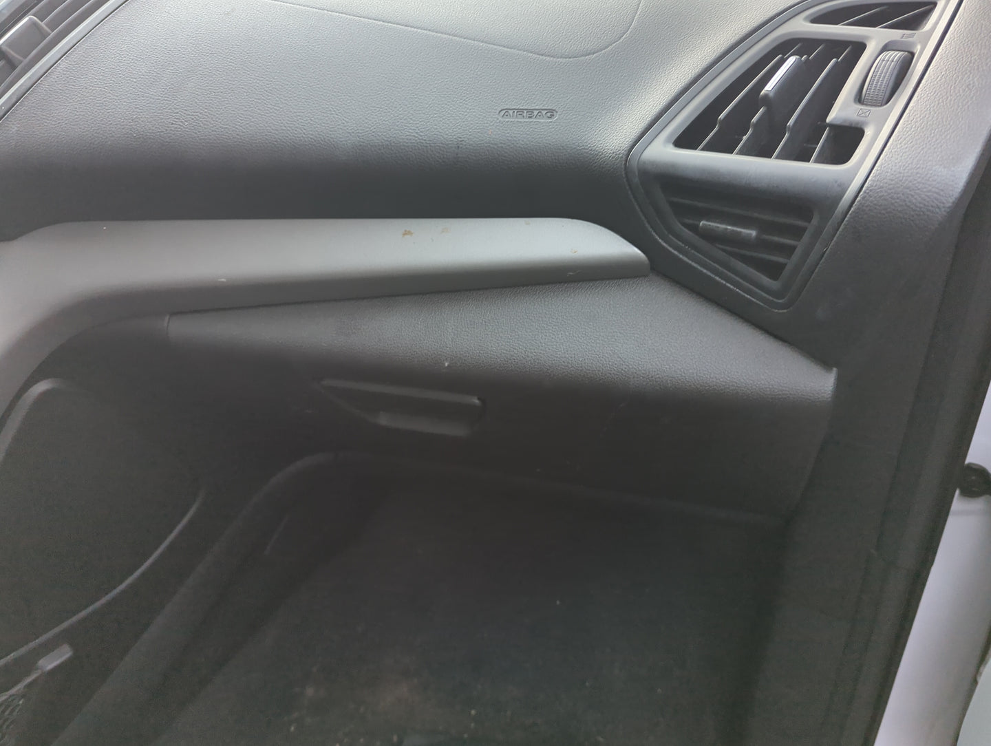 2015 Ford Escape Passenger Glove Box Door Storage Compartment 1262772 - Oemusedautoparts1.com