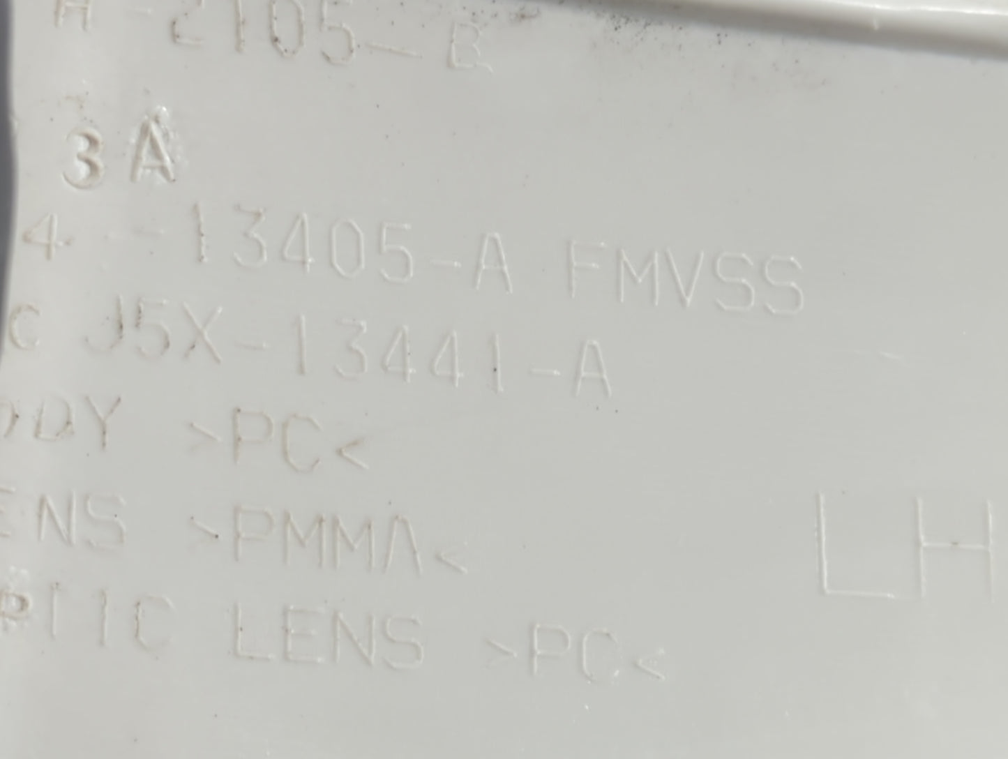 2013-2016 Ford Escape Tail Light Assembly Driver Left OEM P/N:FMVSS 13405-A Fits Fits 2013 2014 2015 2016 OEM Used Auto Part