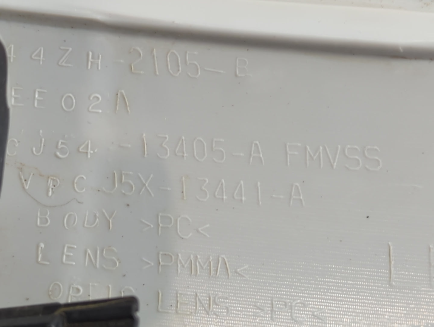 2013-2016 Ford Escape Tail Light Assembly Driver Left OEM P/N:CJ54-13405-A Fits Fits 2013 2014 2015 2016 OEM Used Auto Parts