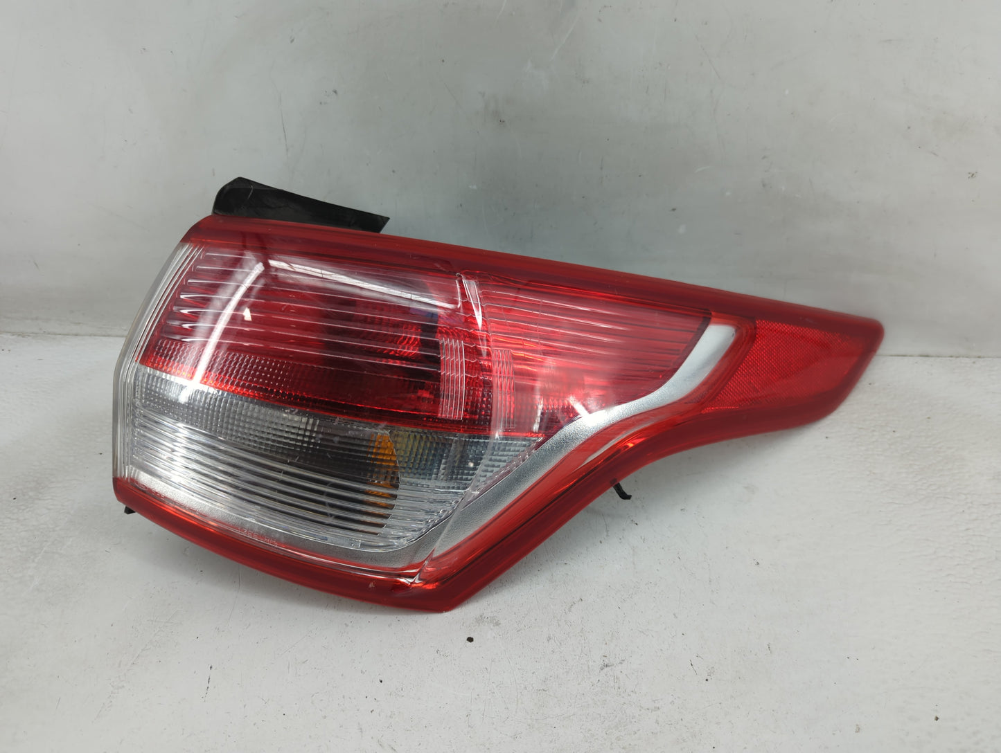 2013-2016 Ford Escape Tail Light Assembly Passenger Right OEM P/N:CJ54-13404-A Fits Fits 2013 2014 2015 2016 OEM Used Auto P