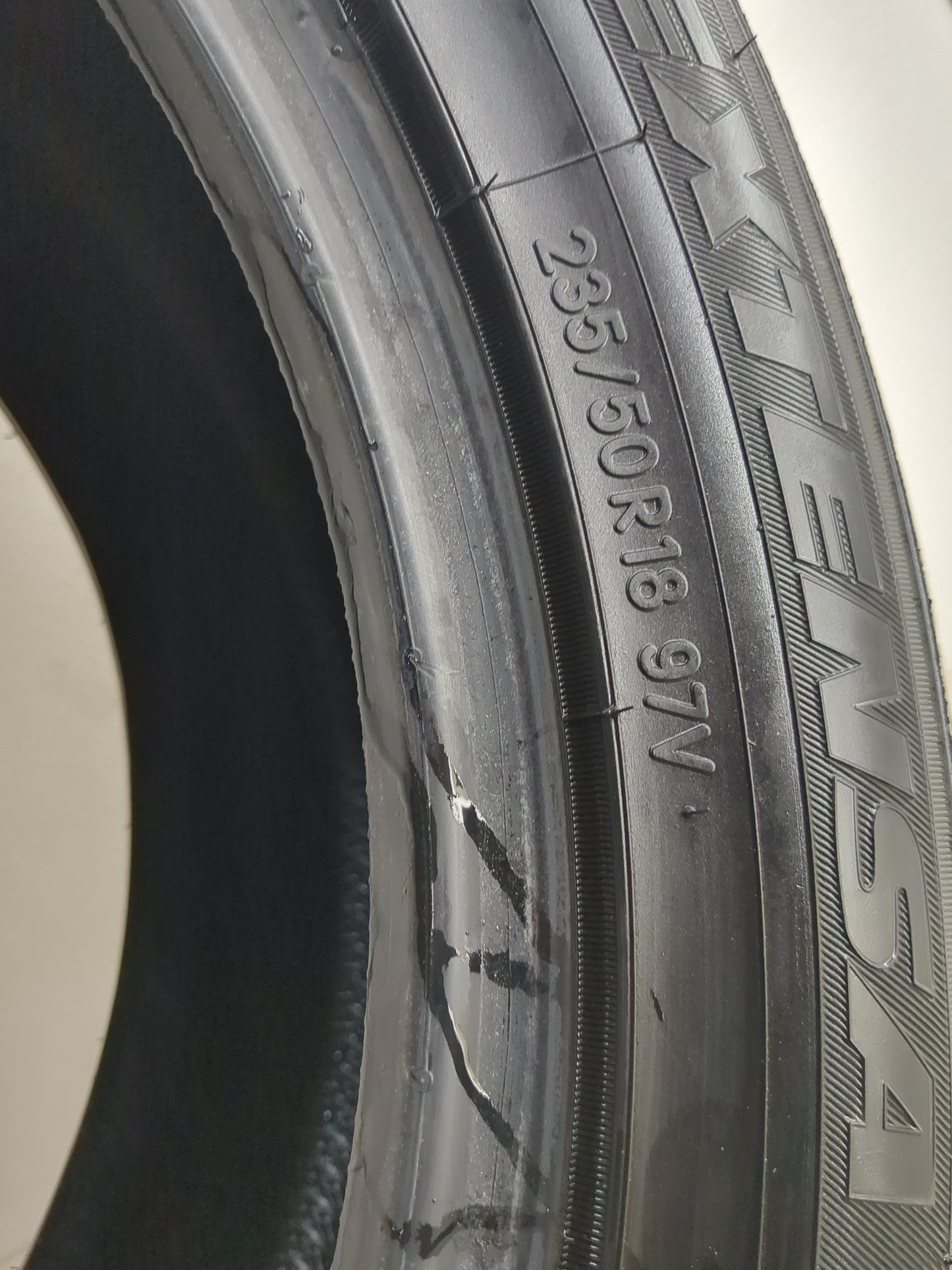 Used Tire 235/50R18 TOYO EXTENSA A/S II 97V - Tread Depth 10/32 - Oemusedautoparts1.com