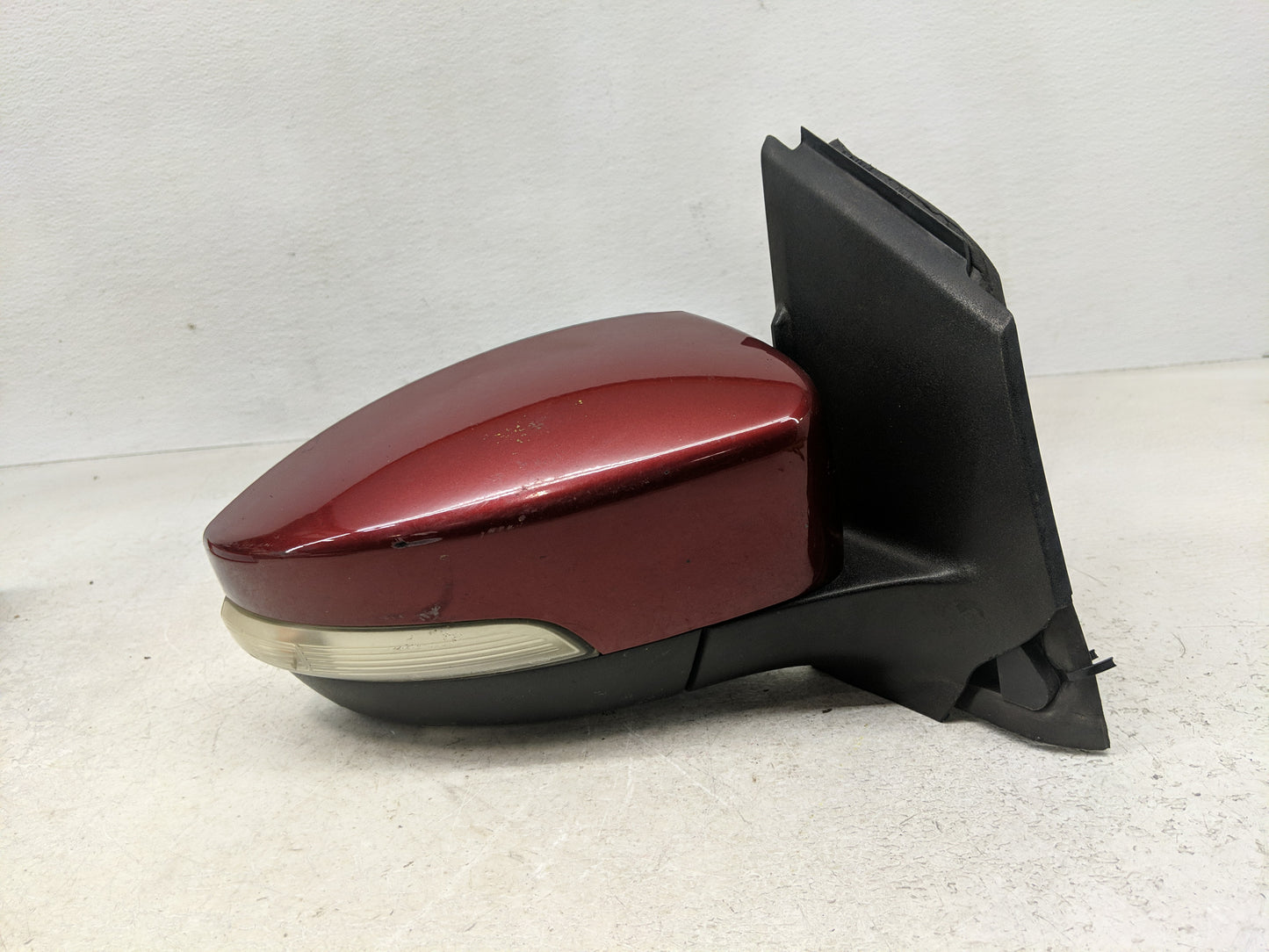 2013-2016 Ford Escape Passenger Side View Mirror - Right Door Mirror OEM Used - Oemusedautoparts1.com