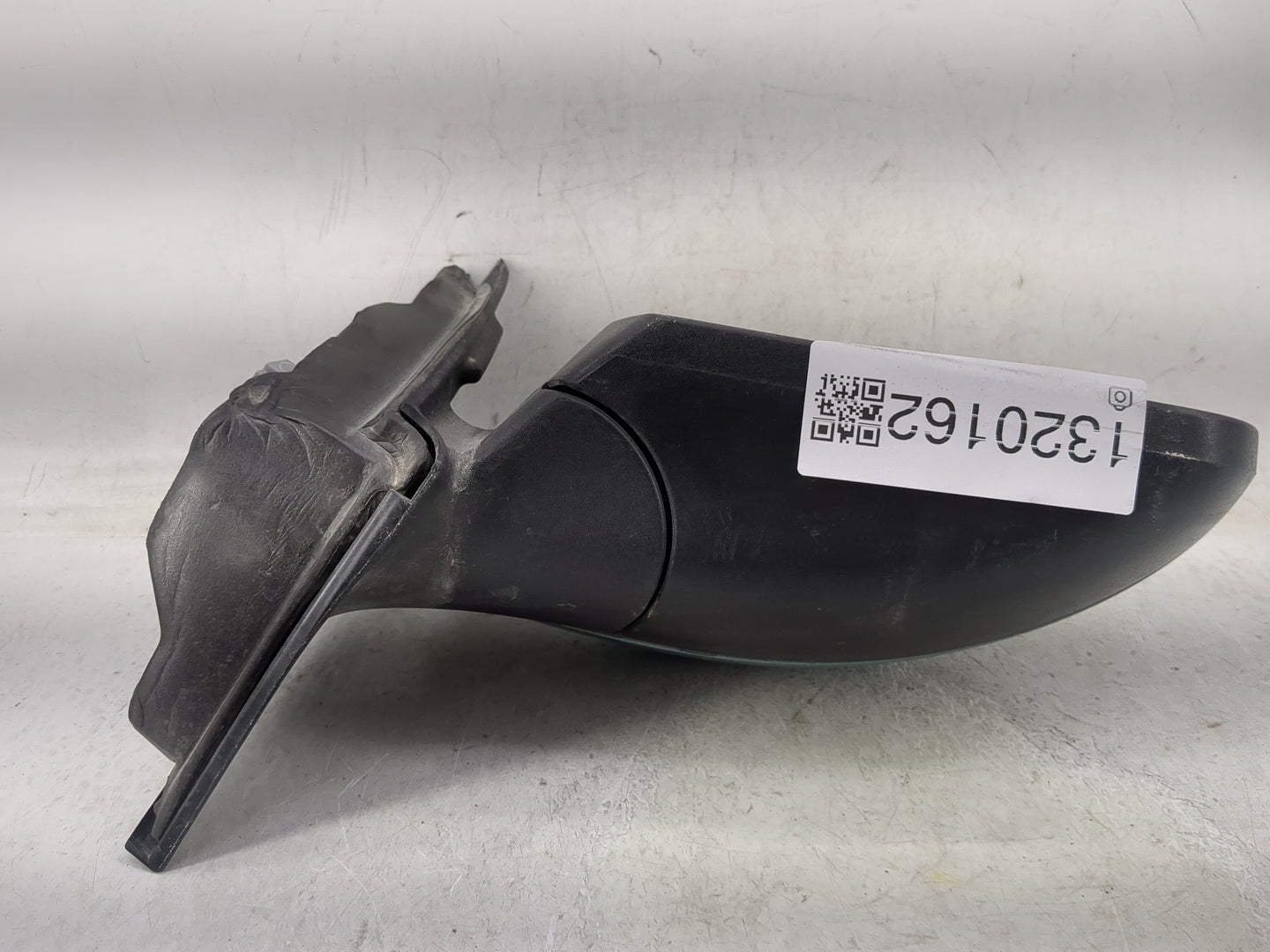 2013-2016 Ford Escape Passenger Side View Mirror - Right Door Mirror OEM Used - Oemusedautoparts1.com