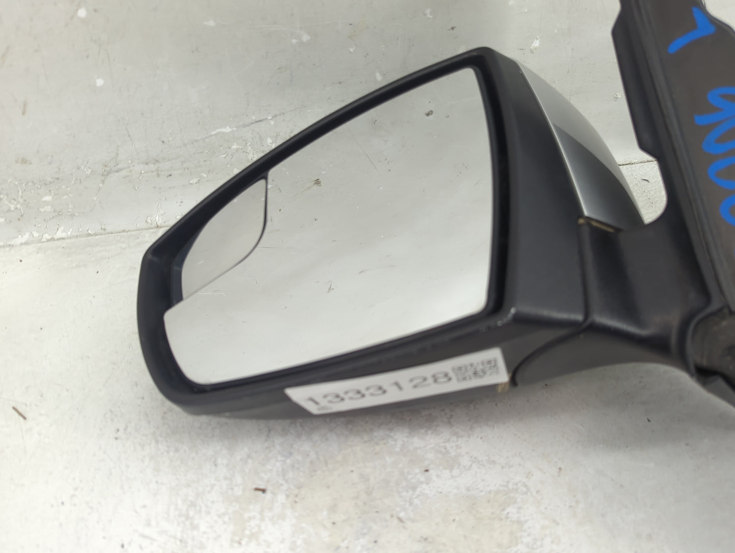 2013-2016 Ford Escape Driver Side View Mirror - Left Door Mirror OEM Used - Oemusedautoparts1.com