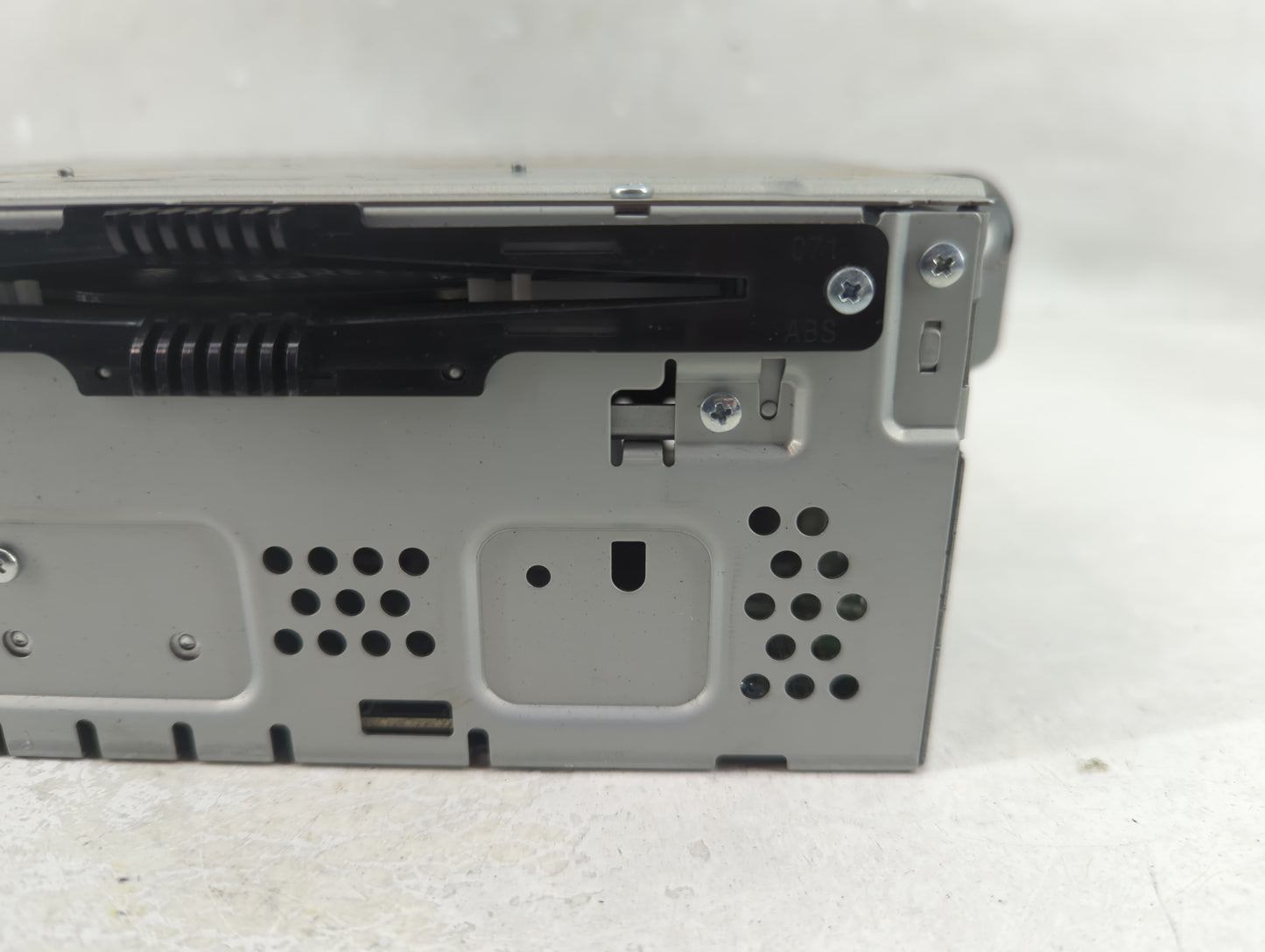2013-2015 Ford Escape Radio AM FM Cd Player Receiver Replacement Fits Fits 2013 2014 2015 OEM Used Auto Parts - Oemusedautop