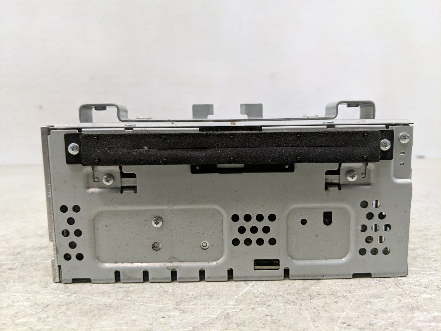 2013-2015 Ford Escape Radio AM FM Cd Player Receiver Replacement P/N:CJ5T-19C107-BH Fits Fits 2013 2014 2015 OEM Used Auto P