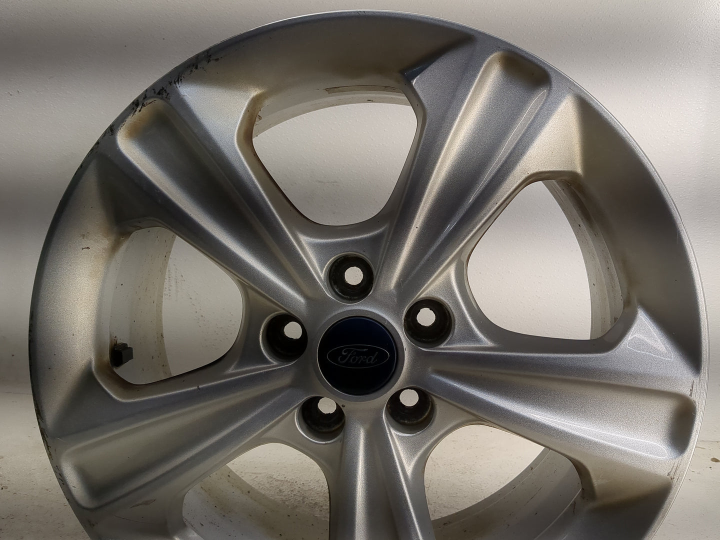 2013-2016 Ford Escape Oem Wheel Rim 1361878 - Oemusedautoparts1.com