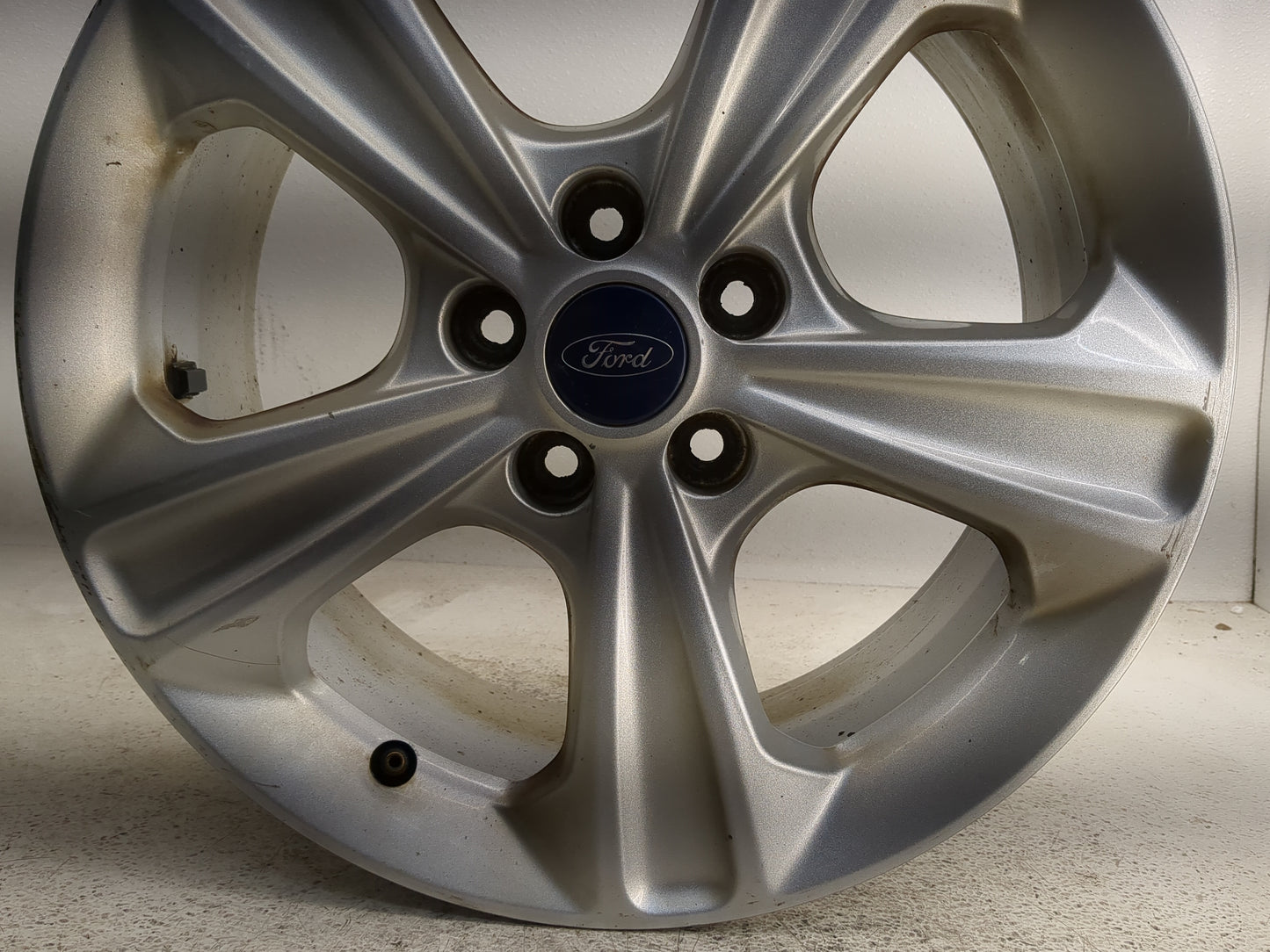 2013-2016 Ford Escape Oem Wheel Rim 1361878 - Oemusedautoparts1.com