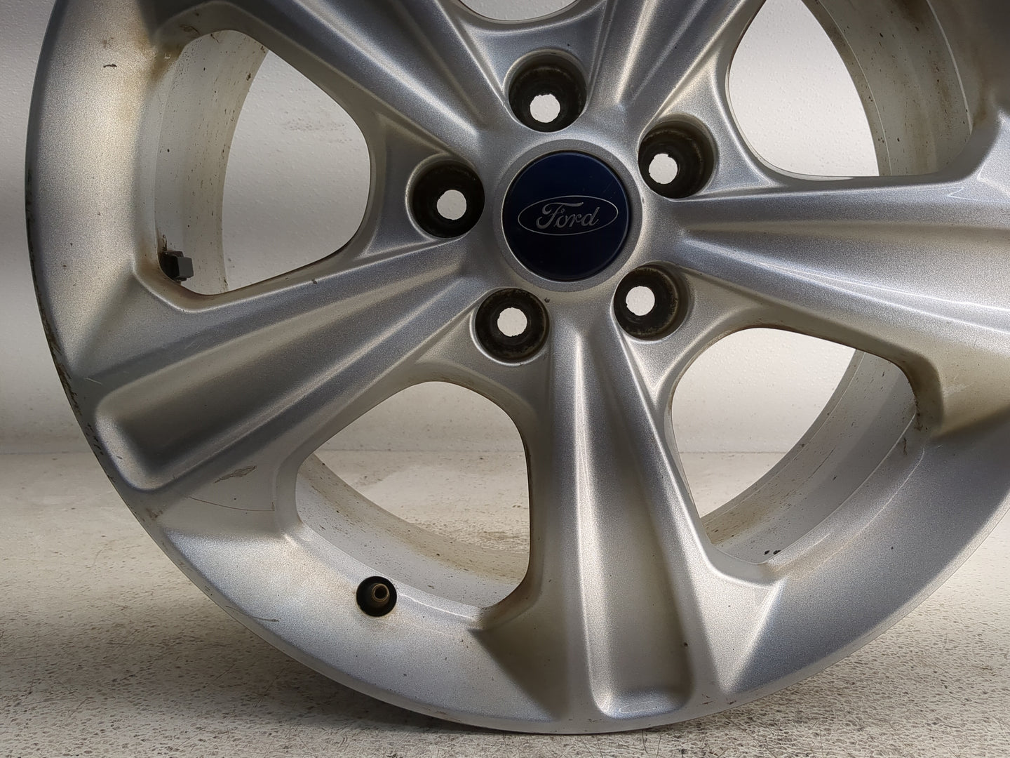 2013-2016 Ford Escape Oem Wheel Rim 1361878 - Oemusedautoparts1.com