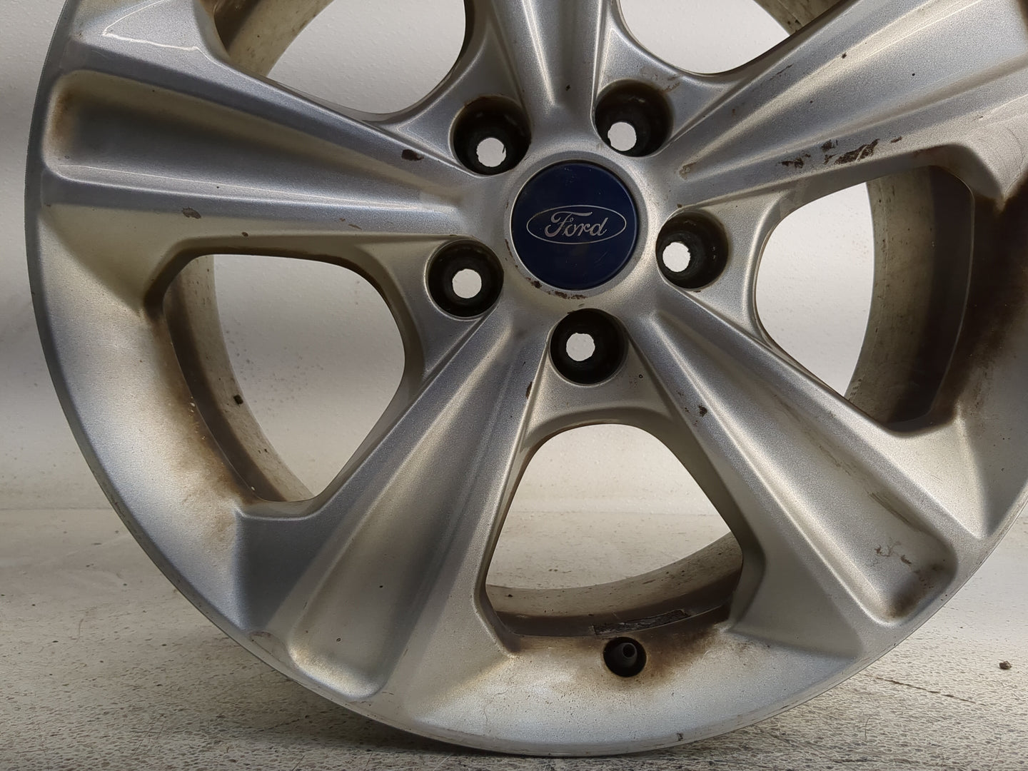 2013-2016 Ford Escape Oem Wheel Rim 1361880 - Oemusedautoparts1.com