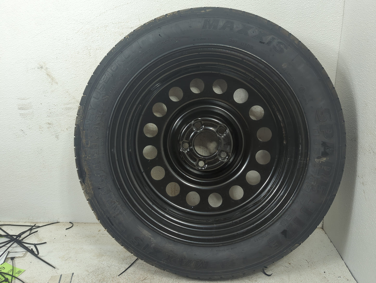 2013-2019 Ford Escape Spare Donut Tire Wheel Rim Oem 1361883 - Oemusedautoparts1.com