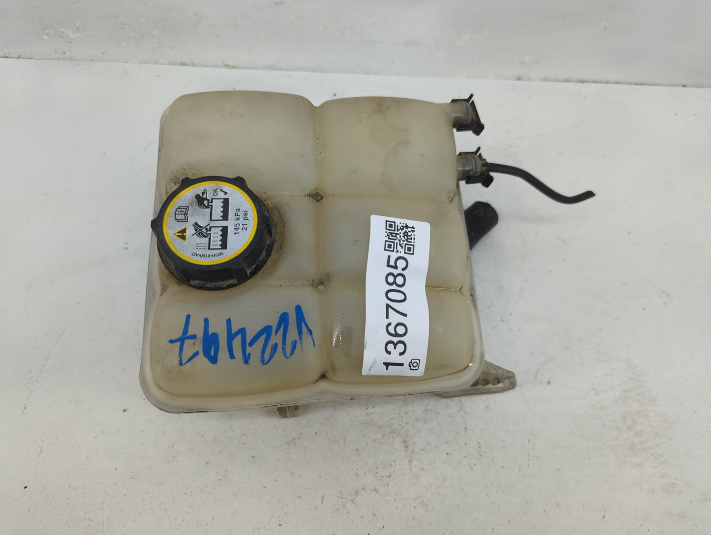 2013-2016 Ford Escape Radiator Coolant Overflow Expansion Tank Bottle - Oemusedautoparts1.com