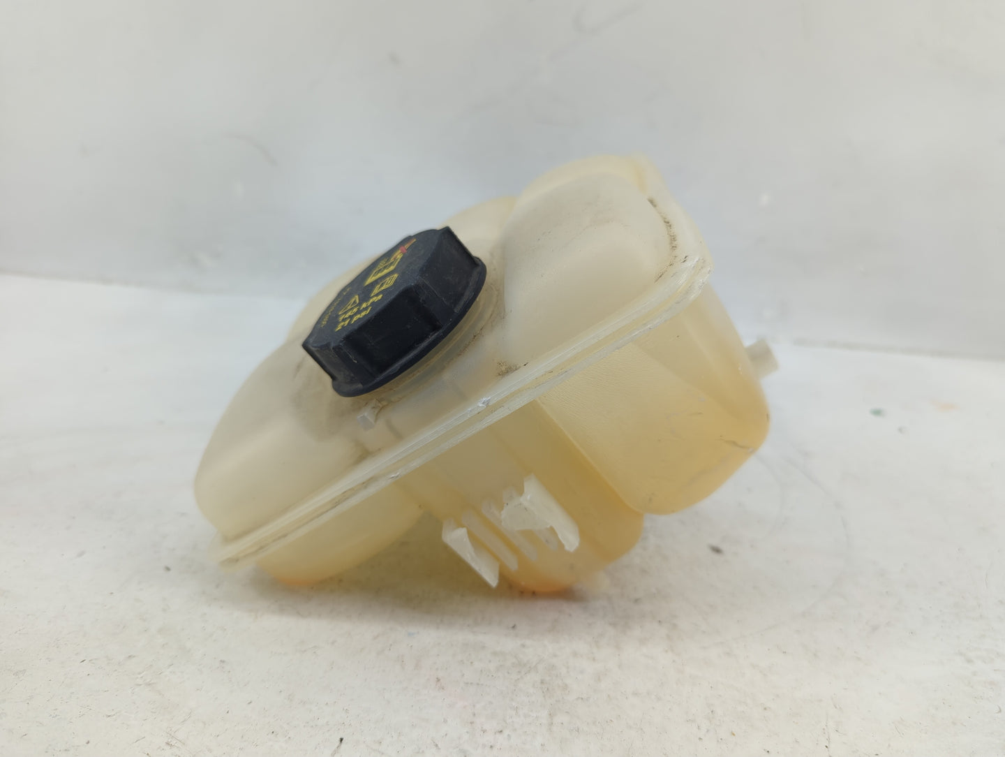 2013-2016 Ford Escape Radiator Coolant Overflow Expansion Tank Bottle 1369269 - Oemusedautoparts1.com