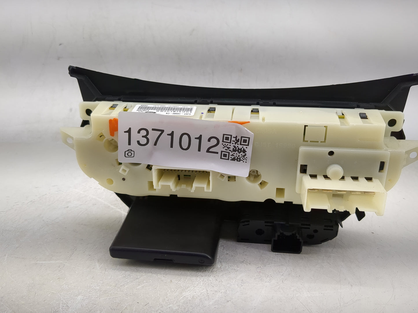 2013-2016 Ford Escape Climate Control Module Temperature AC/Heater Replacement P/N:CJ5T-19980-CK Fits Fits 2013 2014 2015 20