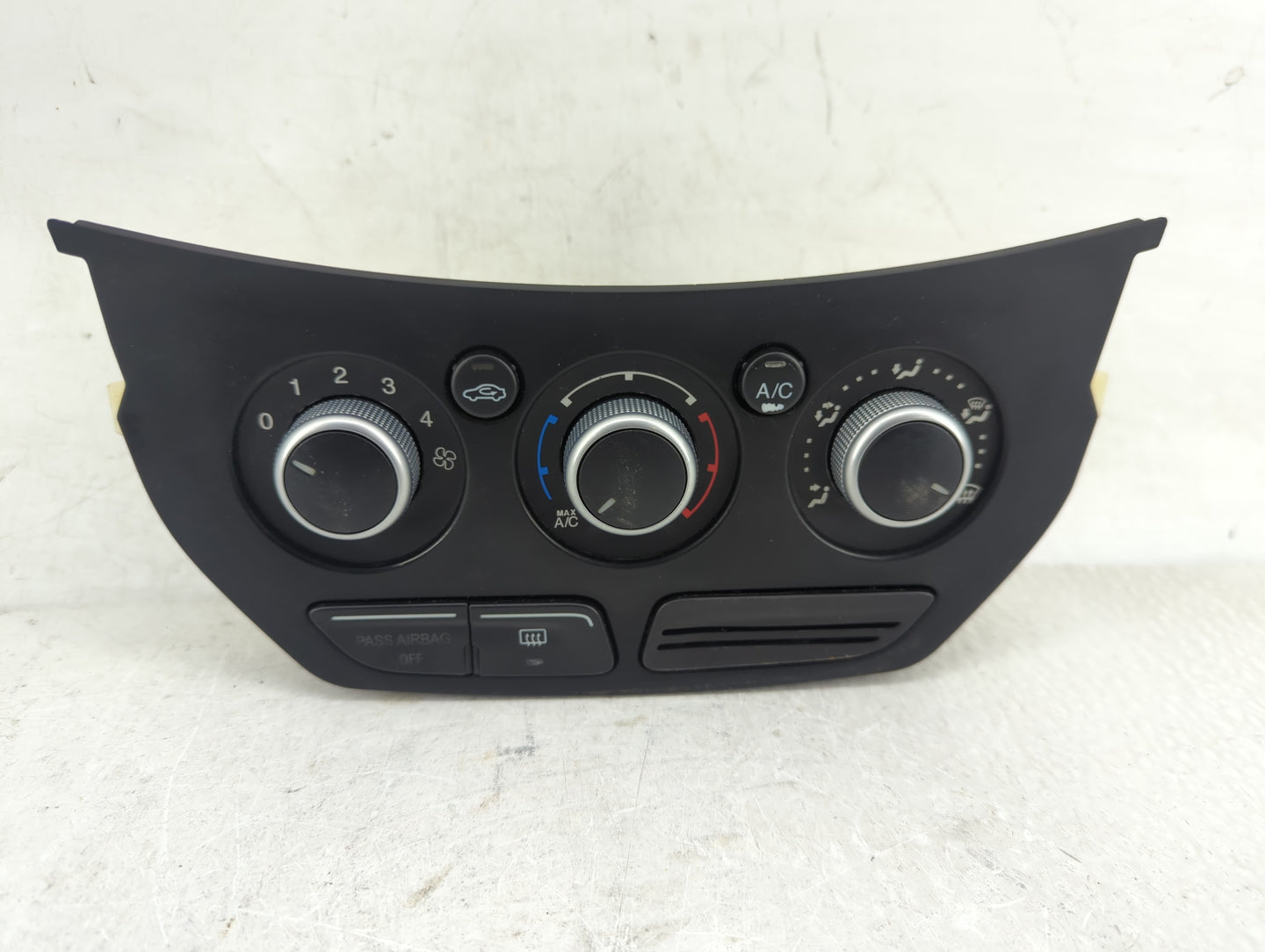 2013-2016 Ford Escape Climate Control Module Temperature AC/Heater Replacement P/N:CJ5T-19980-CK CJ5T-19980-DC Fits OEM Used