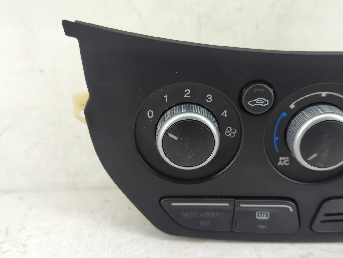 2013-2016 Ford Escape Climate Control Module Temperature AC/Heater Replacement P/N:CJ5T-19980-CK CJ5T-19980-DC Fits OEM Used
