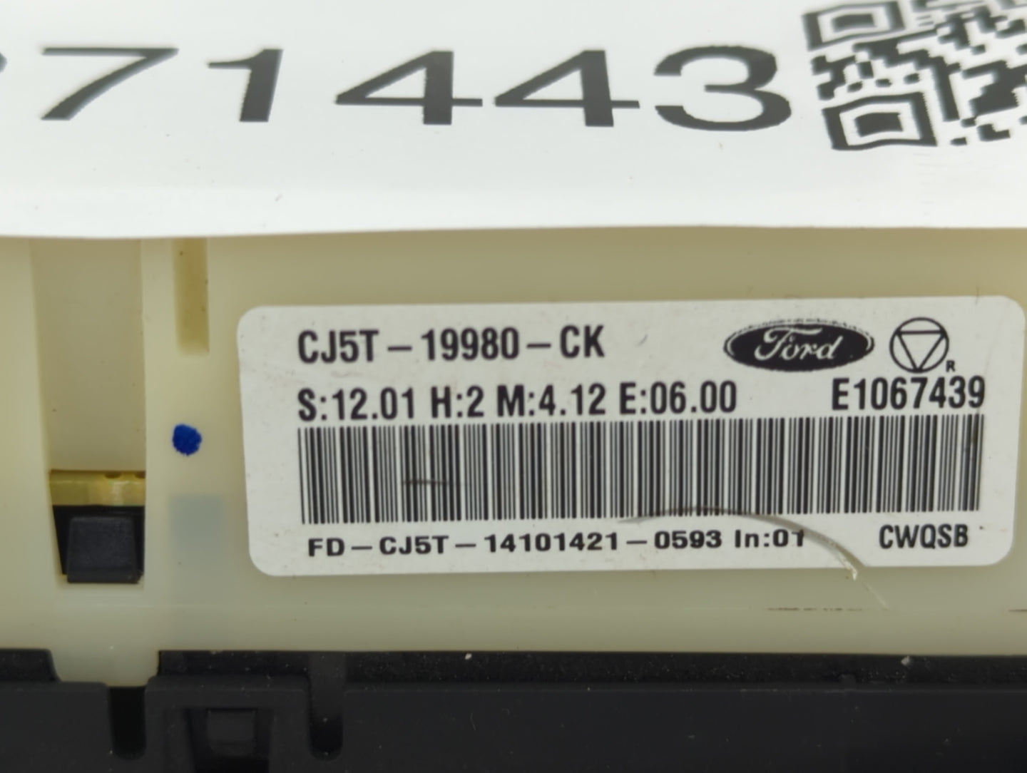 2013-2016 Ford Escape Climate Control Module Temperature AC/Heater Replacement P/N:CJ5T-19980-CK CJ5T-19980-DC Fits OEM Used