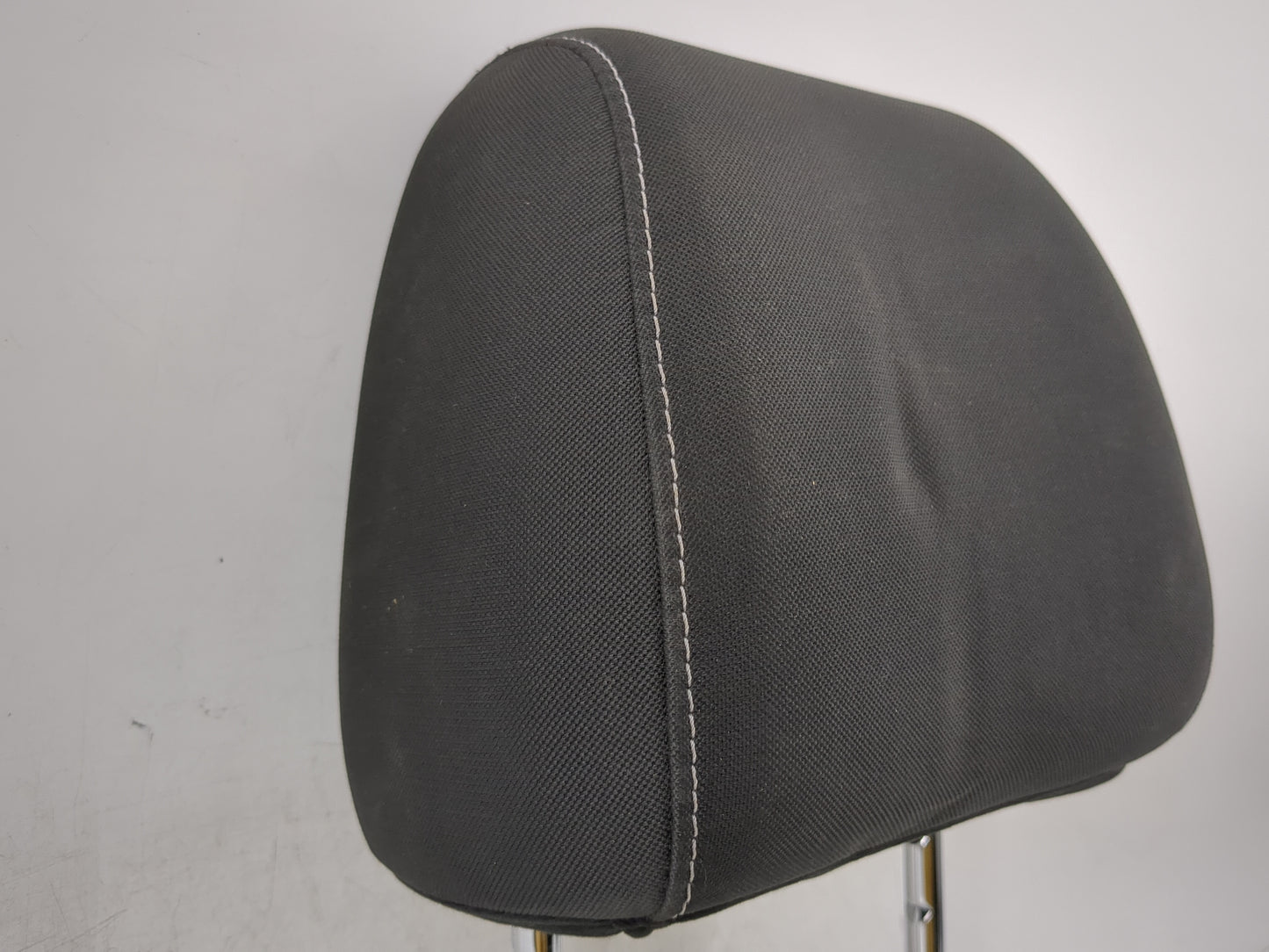 2013-2015 Ford Escape Headrest Head Rest Front Driver Passenger Seat Fits Fits 2013 2014 2015 OEM Used Auto Parts - Oemuseda