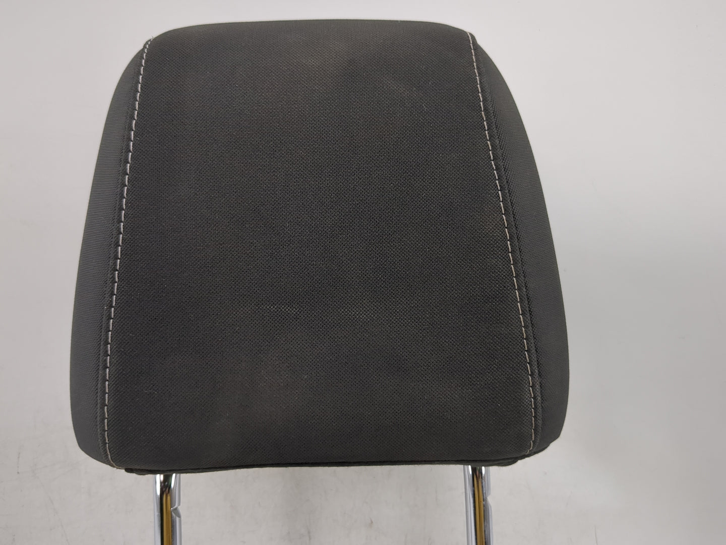 2013-2015 Ford Escape Headrest Head Rest Front Driver Passenger Seat Fits Fits 2013 2014 2015 OEM Used Auto Parts - Oemuseda