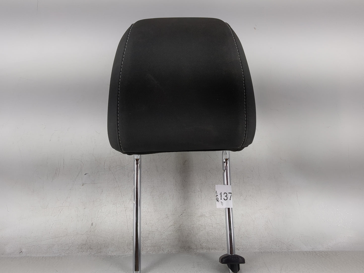2013-2015 Ford Escape Headrest Head Rest Front Driver Passenger Seat - Oemusedautoparts1.com
